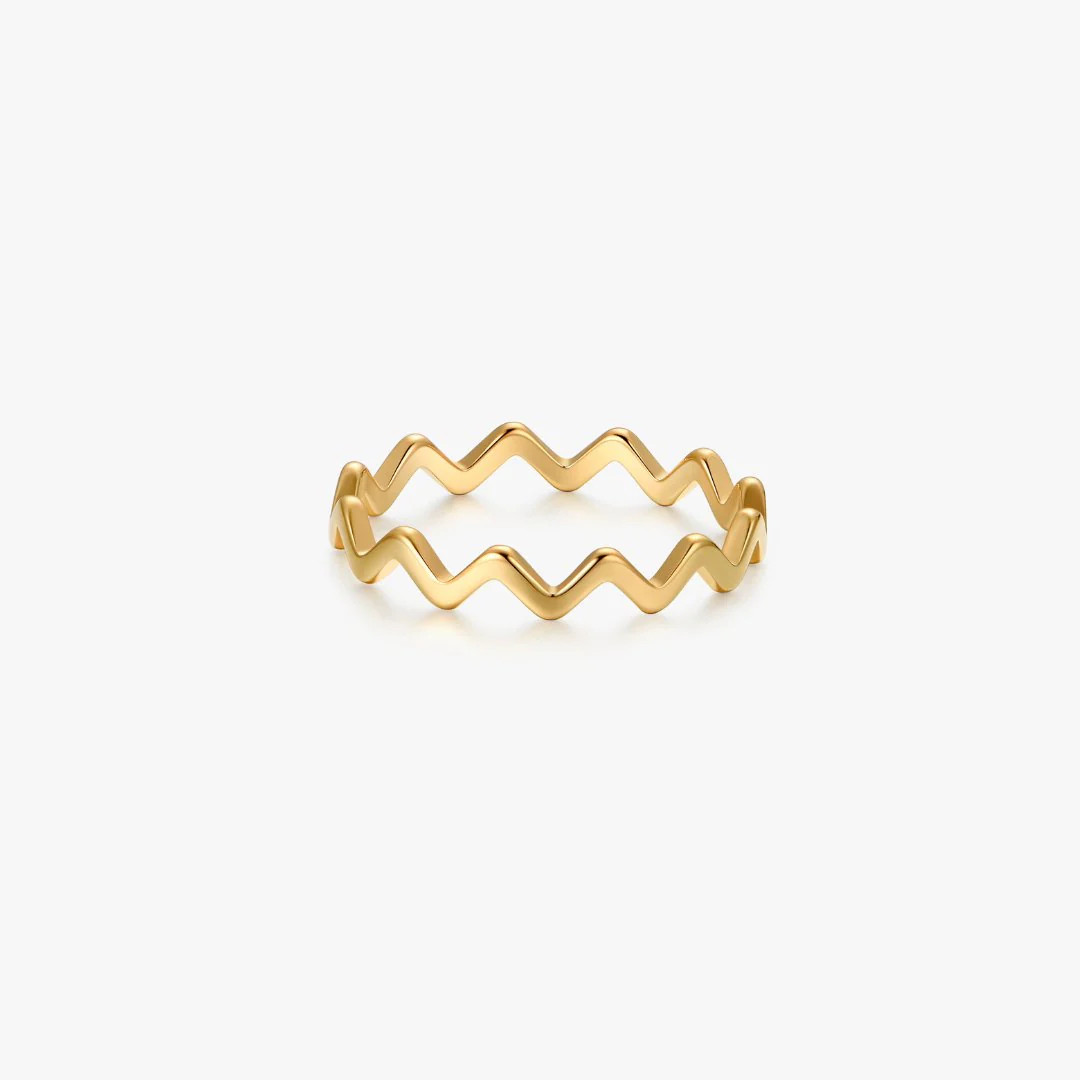 Making Waves Gold Ring | Flaire & Co.