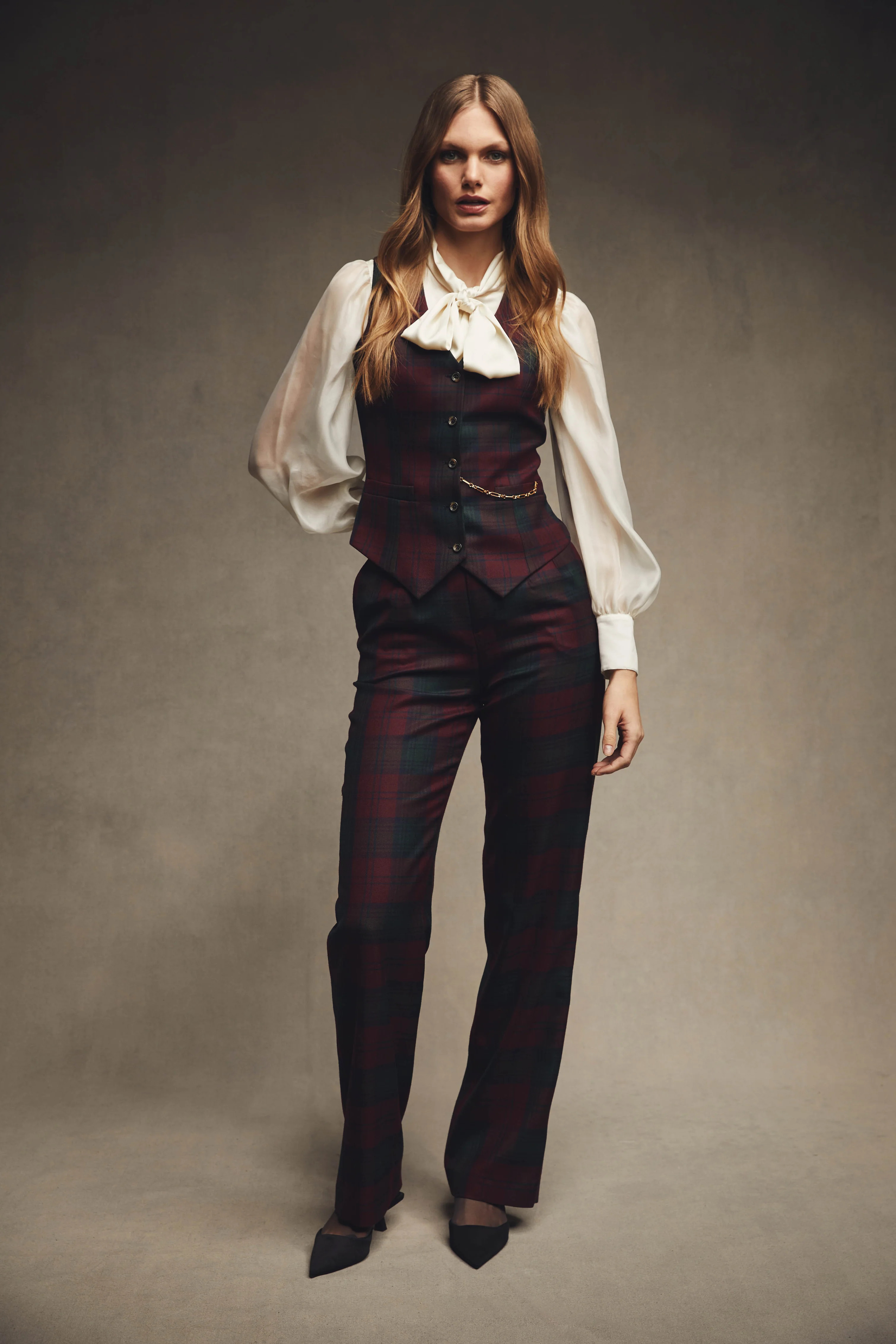 Hampton Waistcoat (Mulberry Tartan) | Holland Cooper