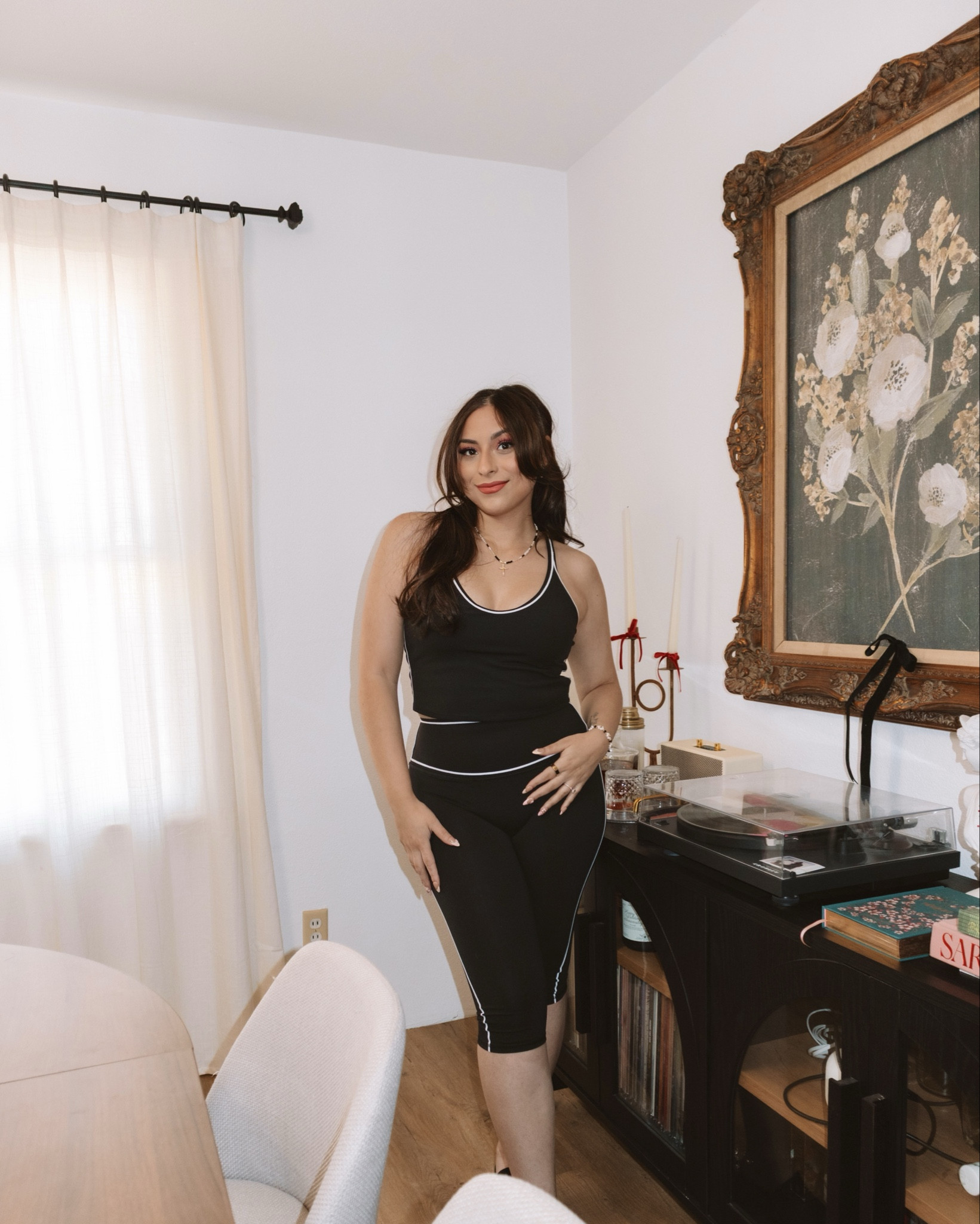 Cute enough for errands, made for the hot girl walk. ✨ Sporty, sculpted, and suddenly obsessed with capris 😍
#FableticsxKhloe, @KhloeKardashian, @Fabletics 

#LTKActive #LTKootd #LTKMidsize