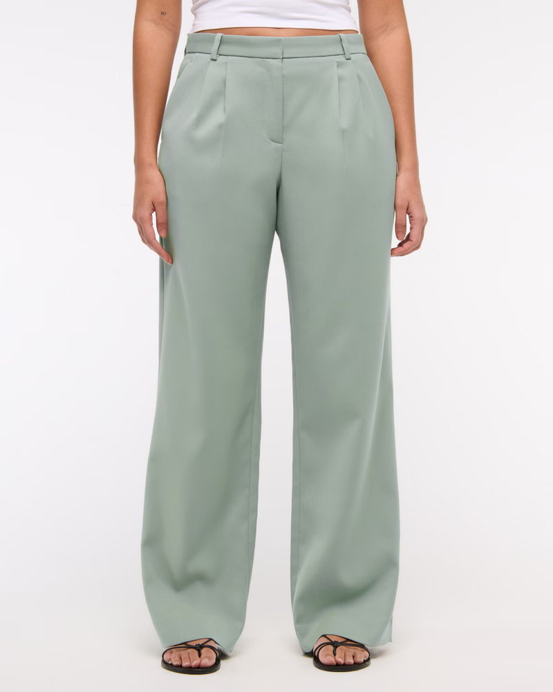 Women's Curve Love A&F Sloane Low Rise Tailored Wide Leg Pant | Women's Clearance | Abercrombie.c... | Abercrombie & Fitch (US)