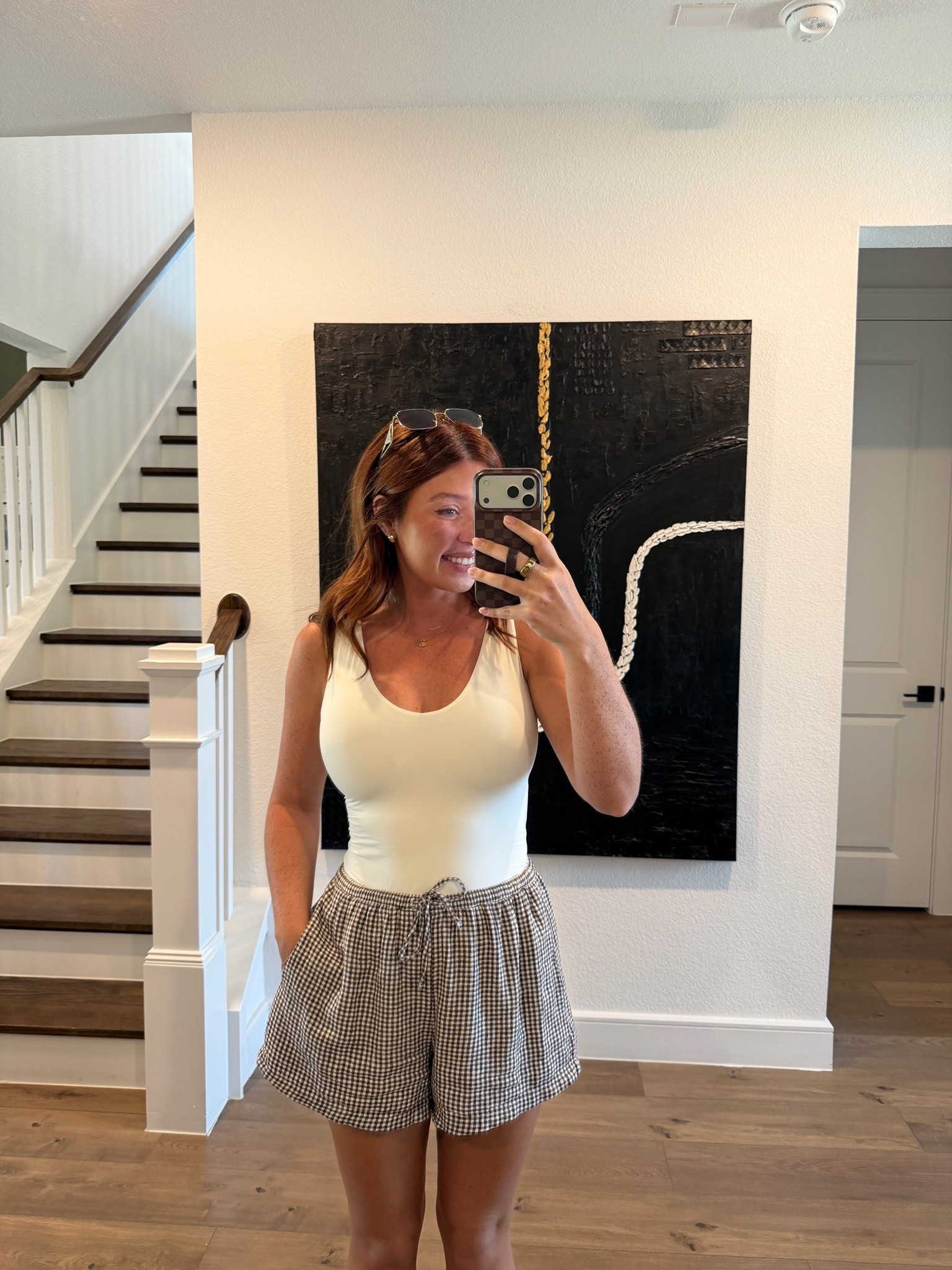 @abercrombie finally brought back the gingham linen shorts!!! I wear a size medium! These are some of my fav shorts ever and they have been sold out for at least a month! I don’t say this often, but RUN & grab them.

#LTKootd
