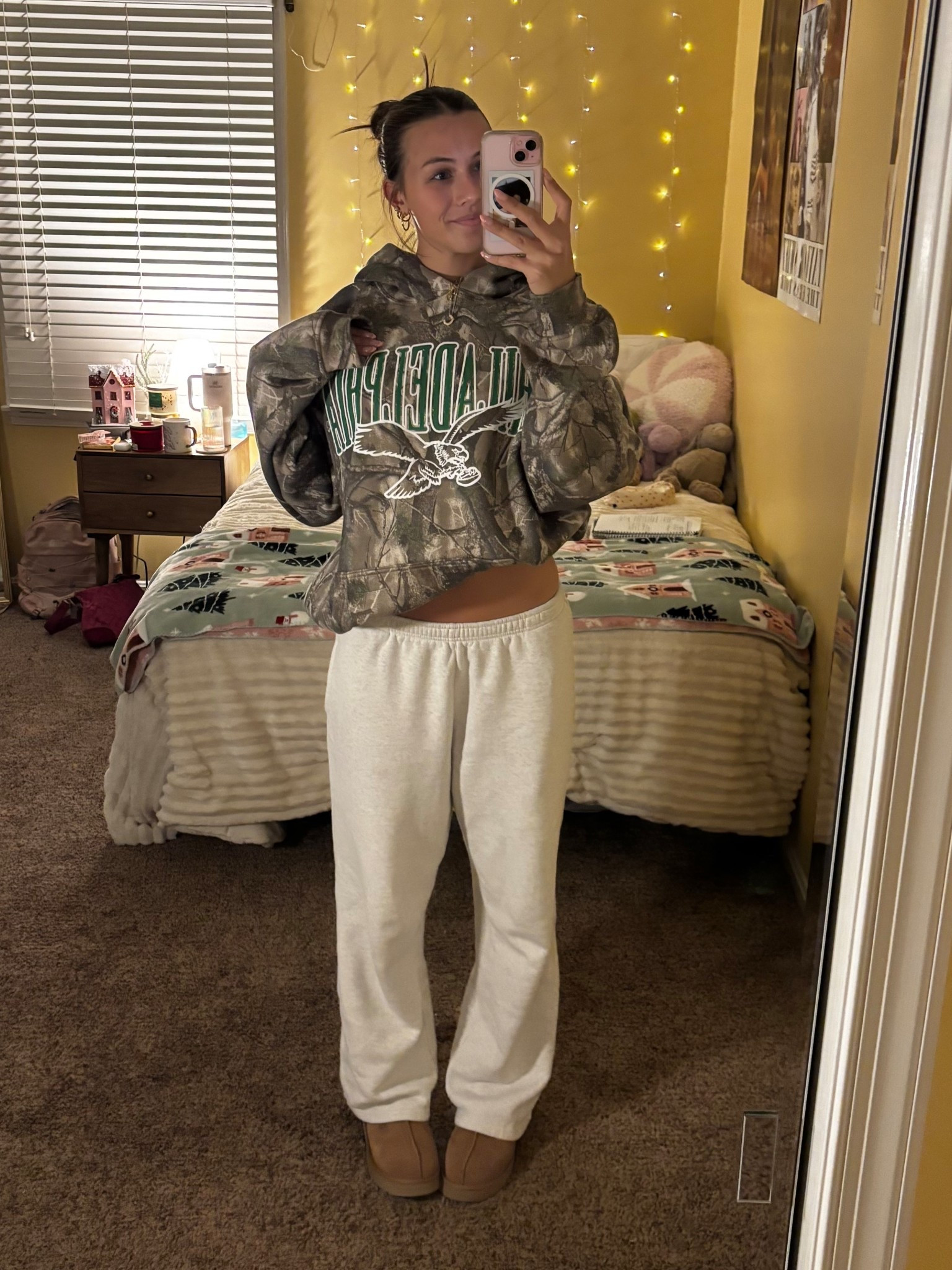 cozy camo hoodie outfit idea!


#LTKSeasonal #LTKGiftGuide #LTKSaleAlert