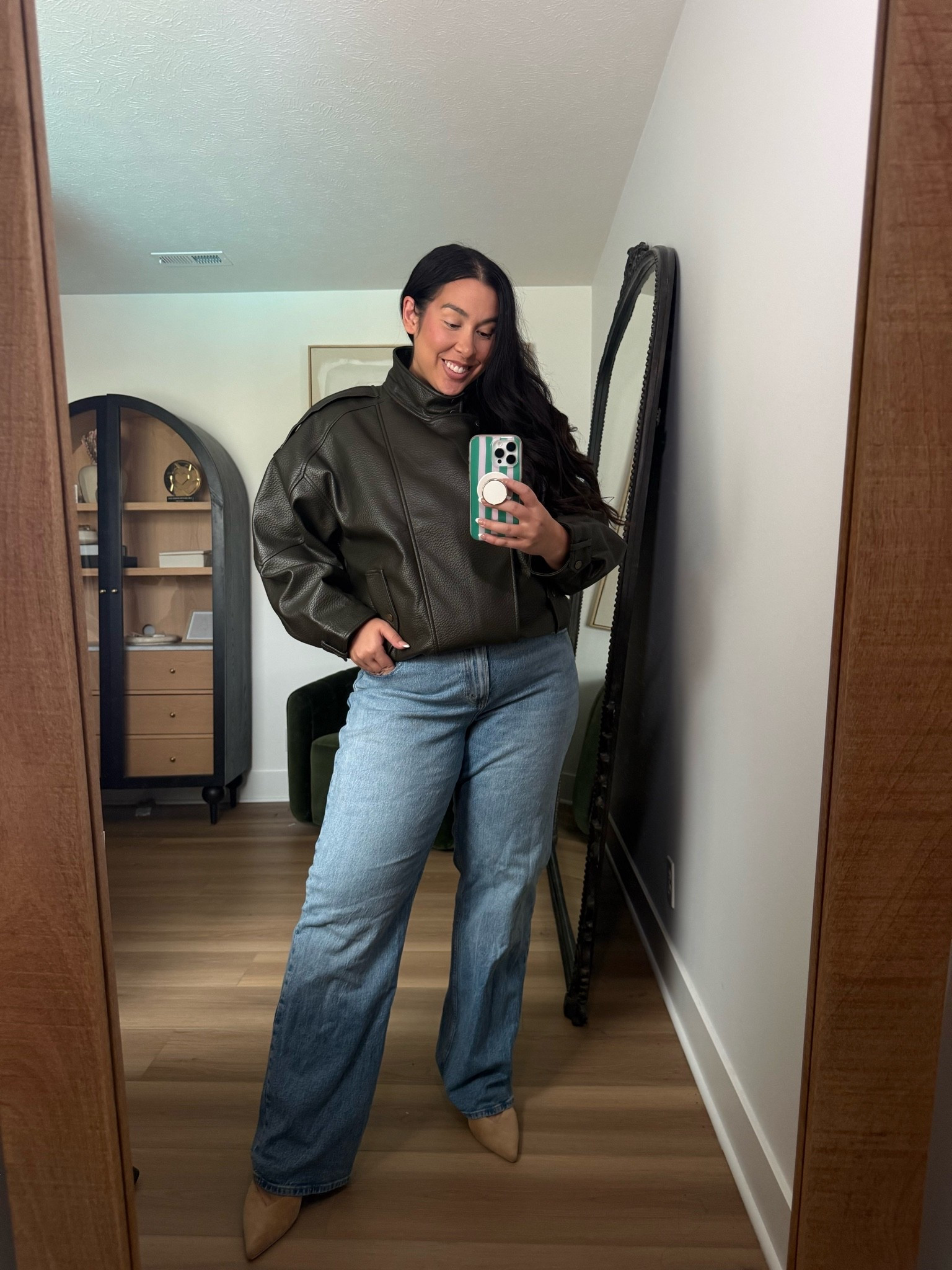 A good faux leather jacket is a wardrobe staple! Wear a large! Pants are a 33 long. Midsize, midsize fashion, fall, Abercrombie

#LTKootd #LTKSeasonal #LTKMidsize