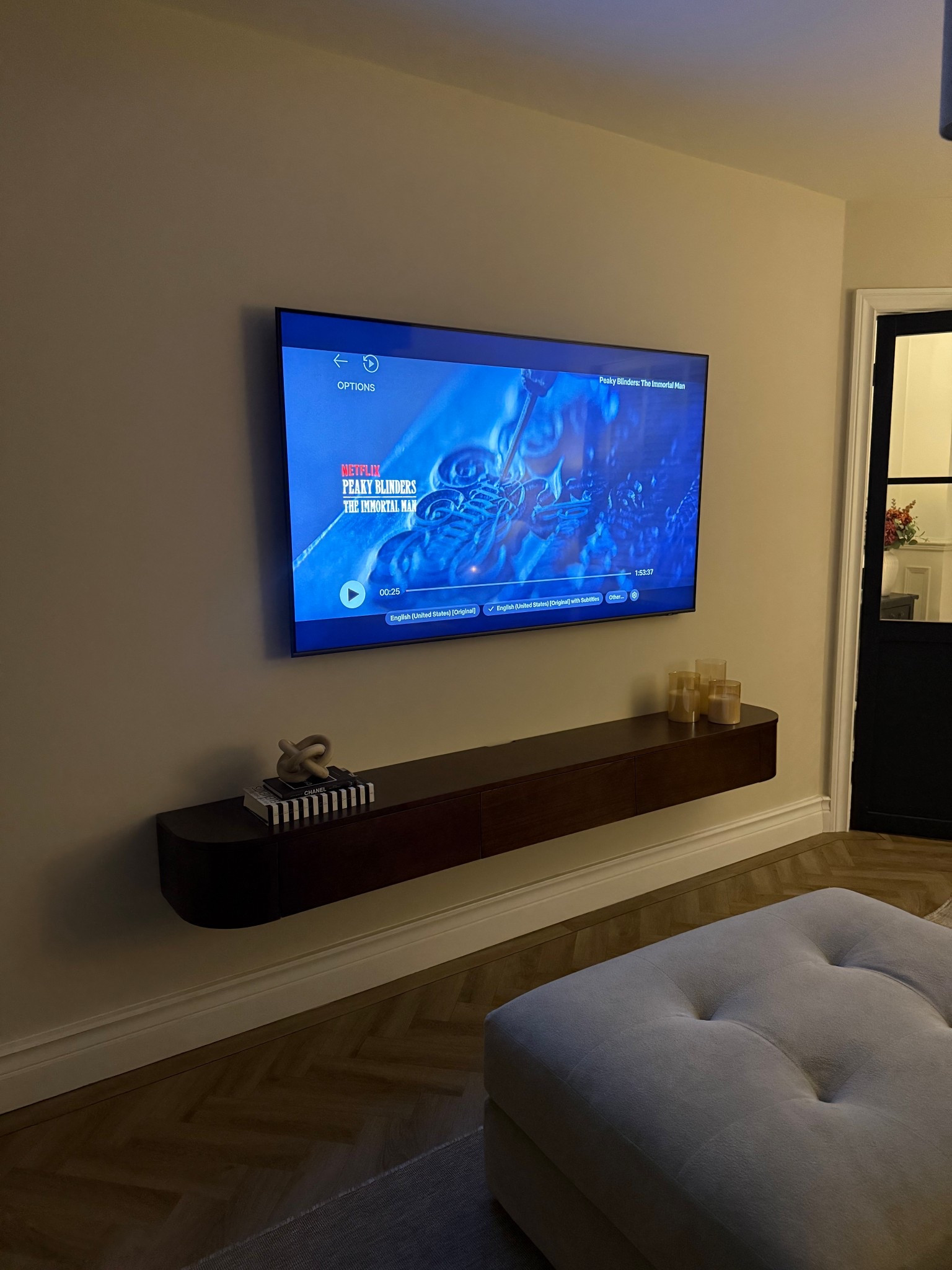 New tv unit!! Love it 🤎