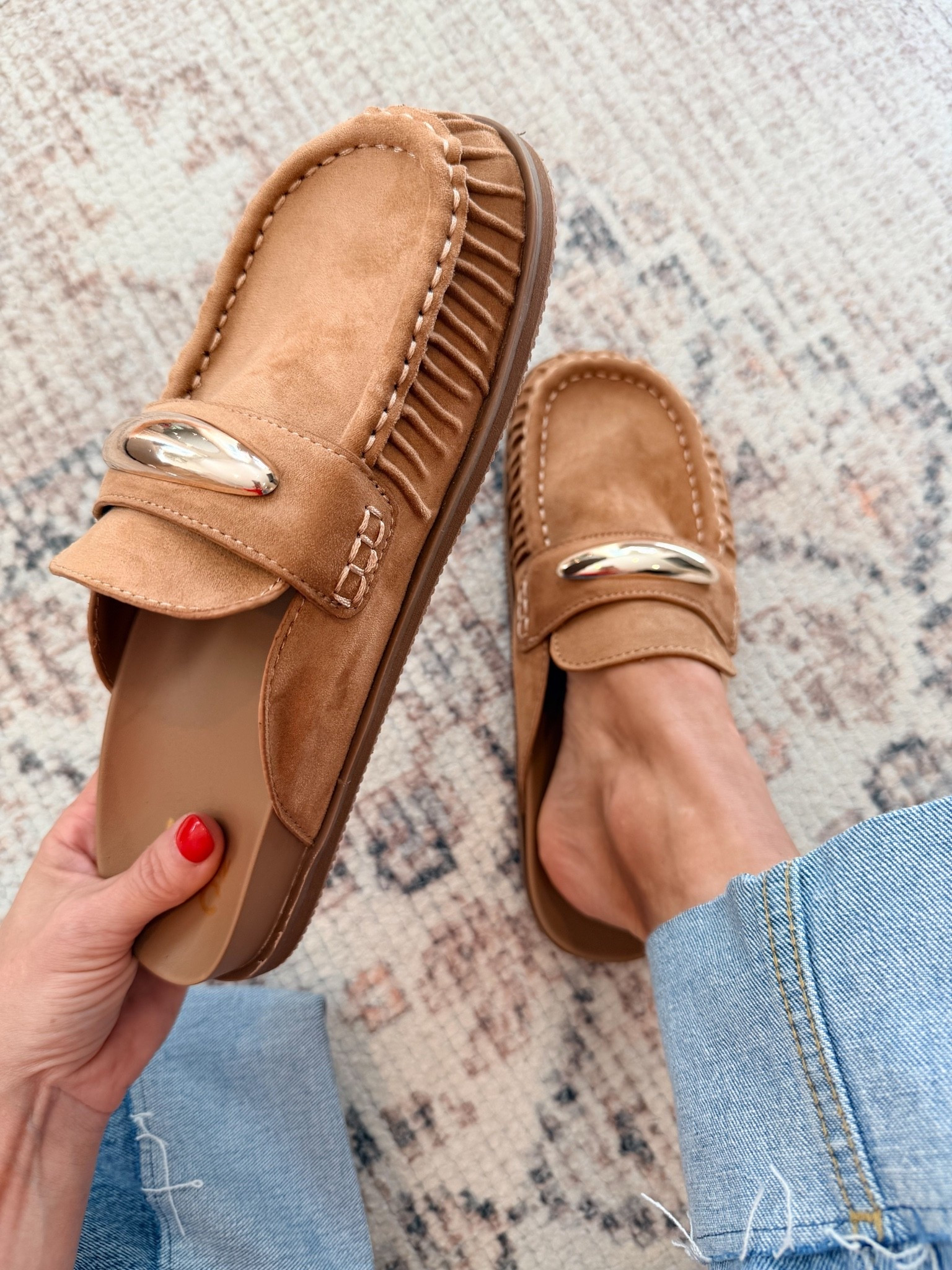 Walmart must have shoes for fall 🤎


Fall outfits, fall fashion, Walmart finds, Walmart fashion, Walmart new arrivals, fall outfit inspo, casual fall outfits, casual outfits, fall sweaters, midsize fashion, petite style

#LTKMidsize #LTKPetite #LTKSeasonal