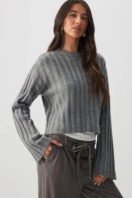 Crop Fuzzy Rib Crew Neck Sweater | Ardene