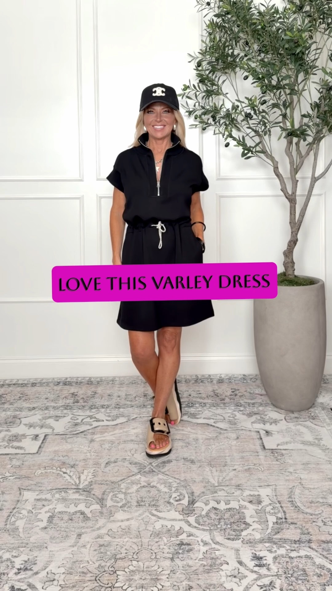 I am wearing an XS in the dress.