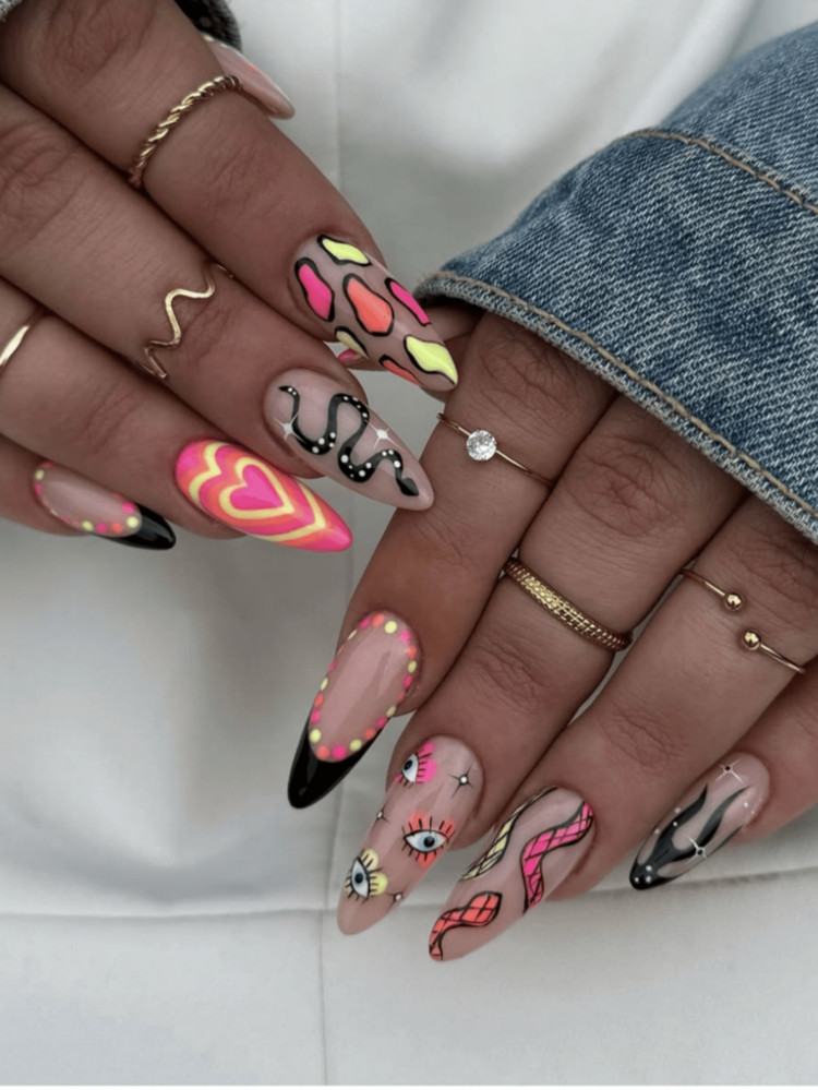 24Pcs/Set Almond Shaped Press On Nails, Y2K Heart & Snake Design, 1Pc Nail File & 1Pc Nail Glue, ... | SHEIN