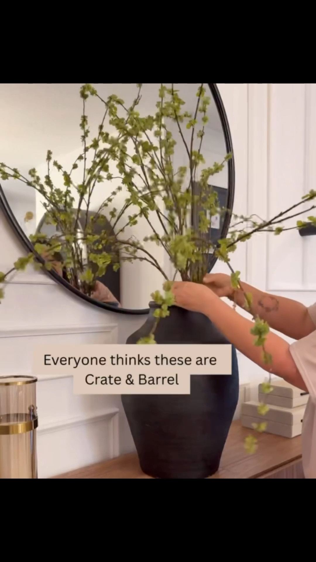 Home finds you wouldn’t believe are from Amazon 😍




Home decor | wall art | glam home decor | luxe home | amazon finds | candle holders | home textures | affordable home decor | living room 

#LTKHome