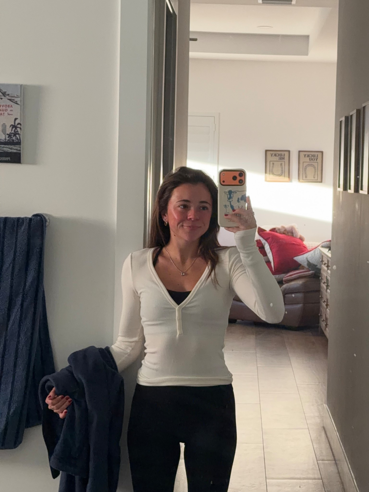 Workout top 🤍 

#LTKHoliday #LTKdayinmylife #LTKfitnessgoals