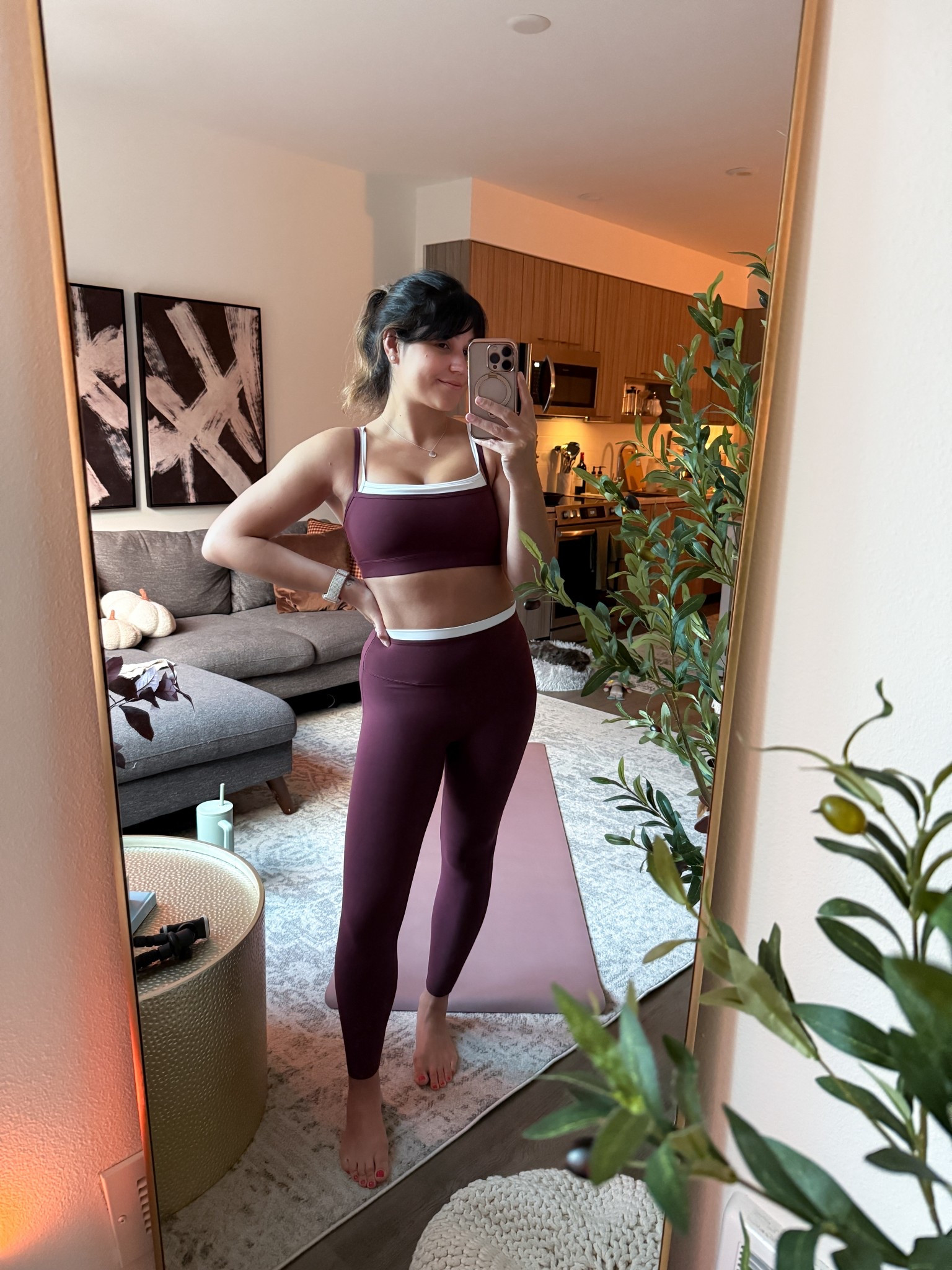 Obsessed with this YPB set. Just ordered it in two more colors because I need more of them. It fits like a glove! 

Top: Small | Bottom: Small (short) 

#LTKFindsUnder100 #LTKSeasonal #LTKActive