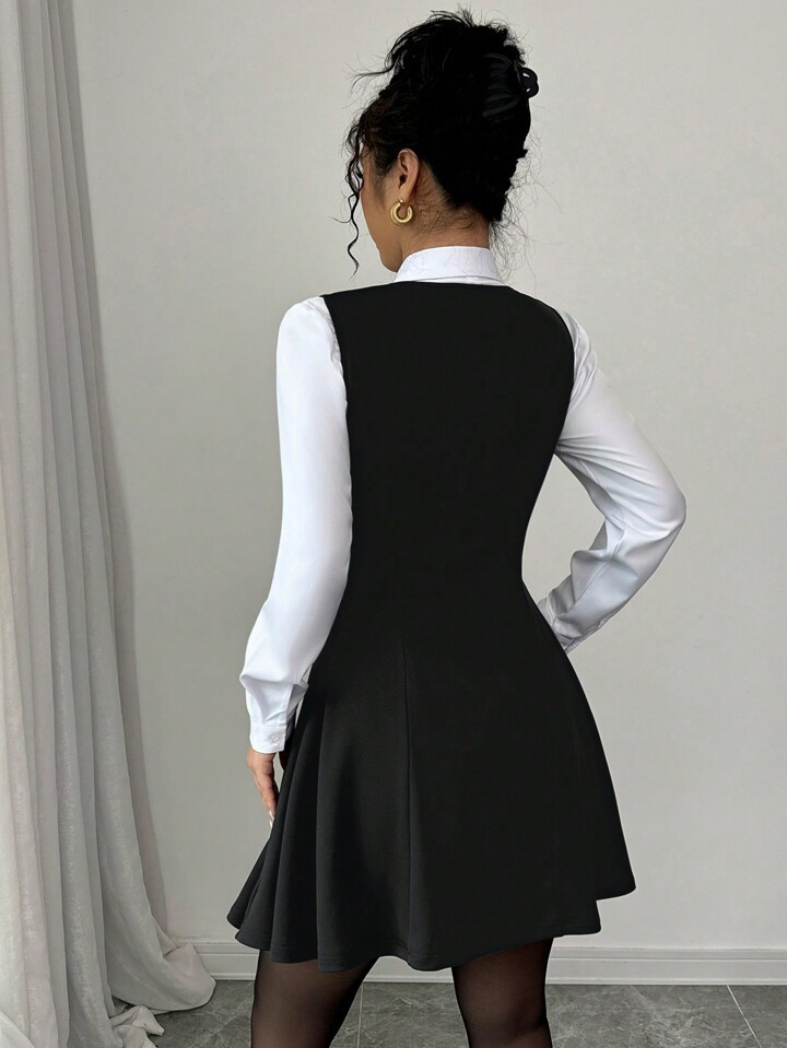 Franclia Vestido Casual Sem Mangas com Botão Metálico e Decote em V na Cor Sólida, para Primav... | SHEIN