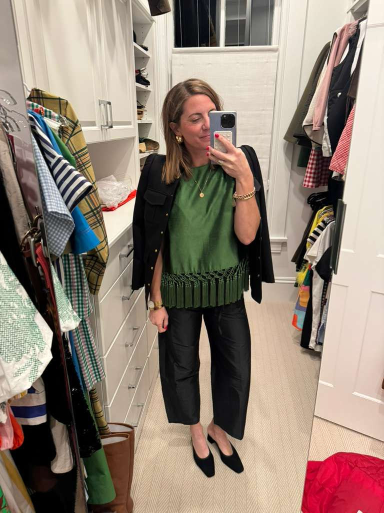 Embracing tassels and vibrant green for today’s look – because why not add a little flair? Feeling bold, bright, and ready to take on the day! 🌿✨👗 #OOTD #FashionInspo #StyleGoals #GreenTop #FringeDetails #ChicOutfit #SmartCasualVibes #StreetStyle #TrendyLooks #EffortlessFashion 

 

#LTKootd #LTKSeasonal