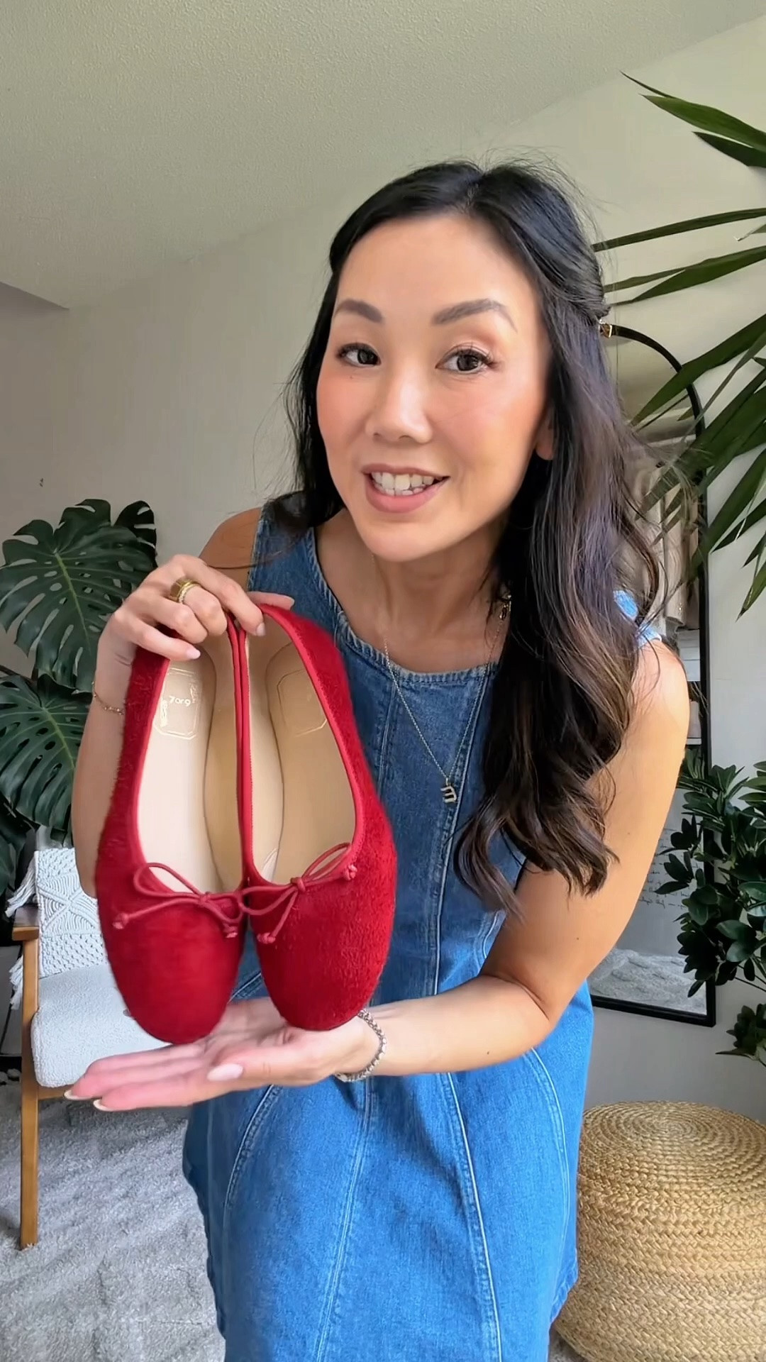 I found a new favorite ballet flat for everyday. The Canele flats from @7or9.official have a round toe, adjustable drawstring for a fit that’s actually mine, and a lamb leather lining that feels like nothing else I own.

Comment SHOP to get the link.

7 or 9 is known for making genuinely comfortable shoes, and this pair proves it. Comes in 4 colors, so pick your neutral. Zero thought required, easy everyday wins!

#gifted

#LTKfall #LTKworkwear #LTKshoes