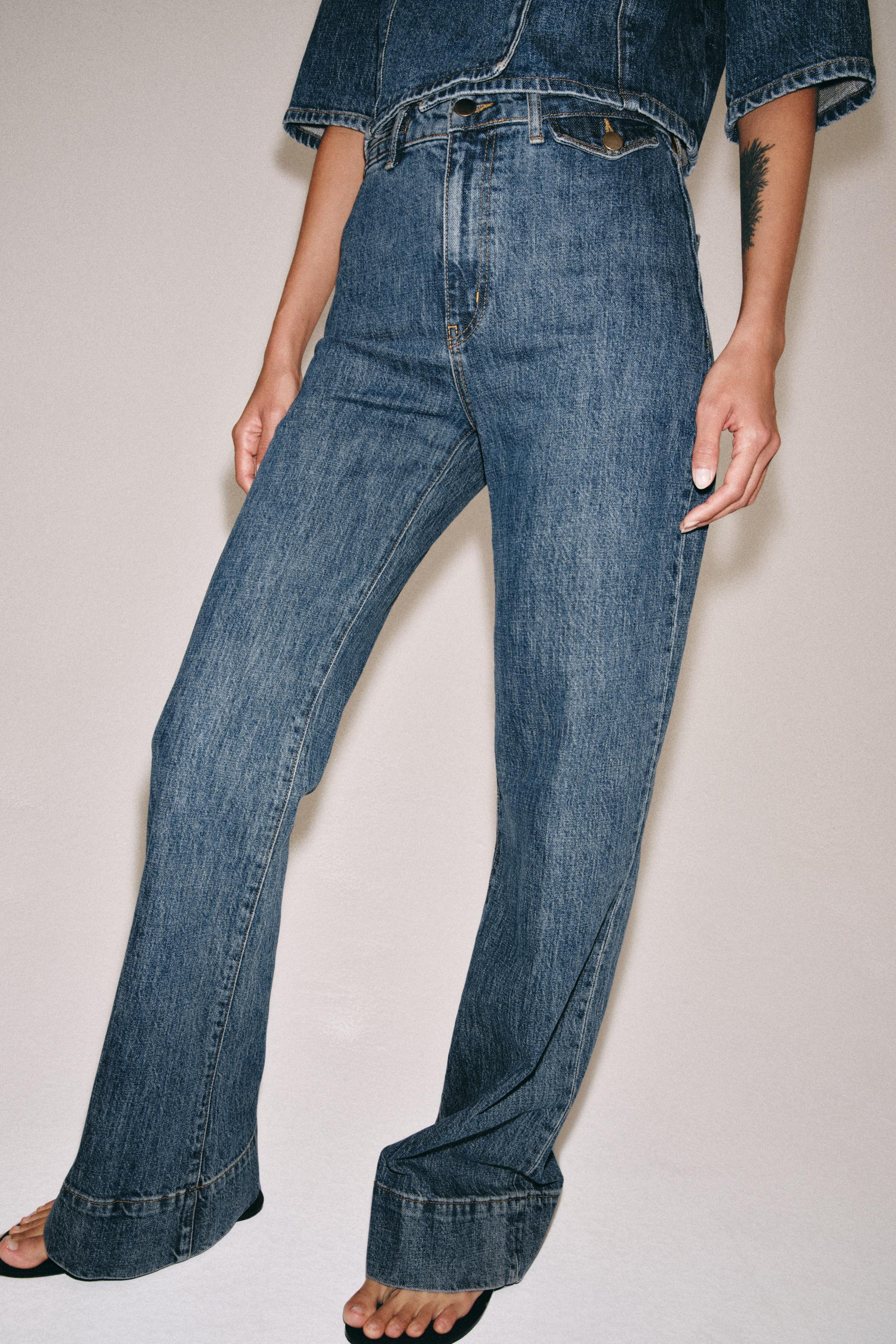 ZW COLLECTION HIGH-WAIST FLARE JEANS | Zara UK