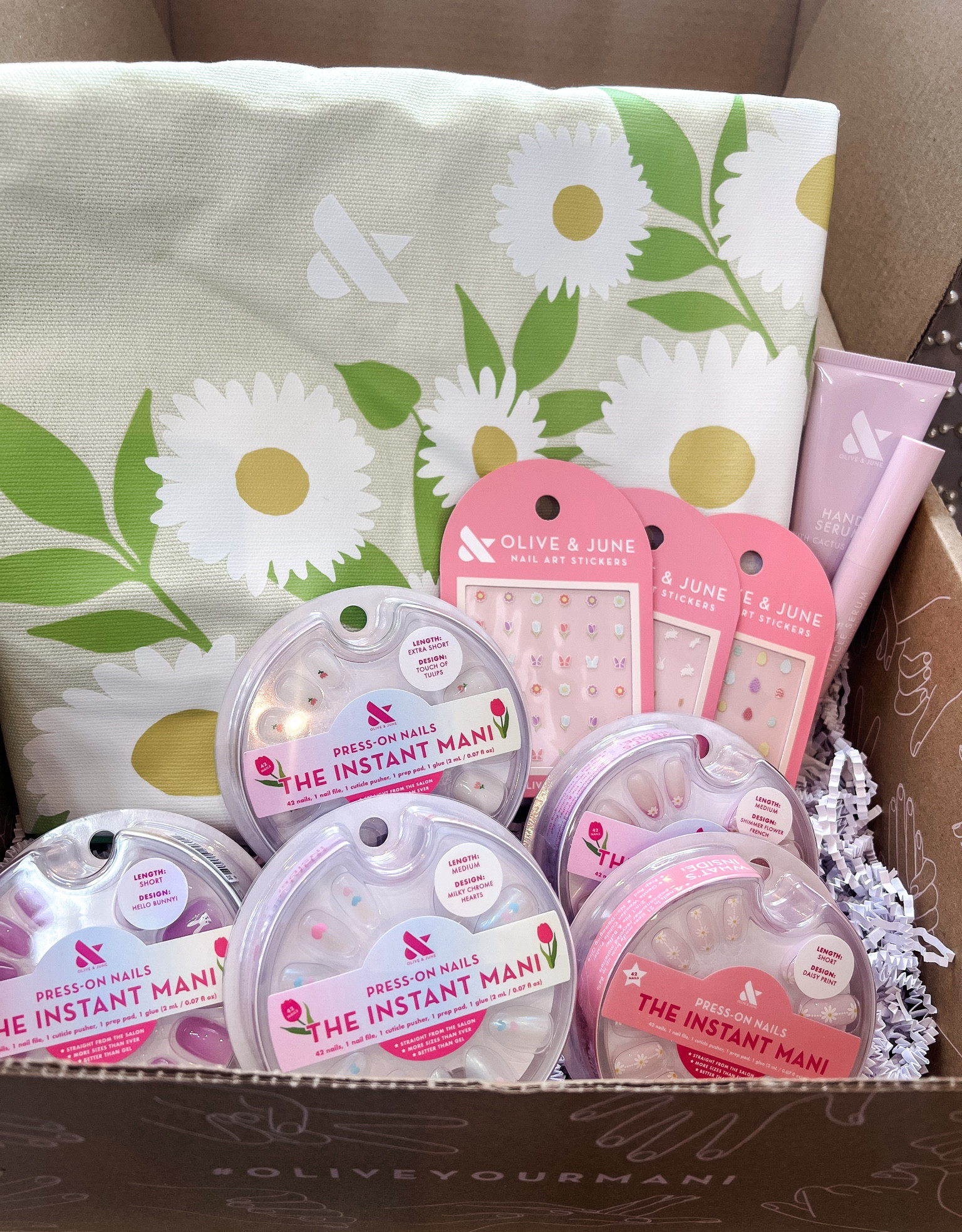 @oliveandjune Spring Easter Collection! Check them out @walmart 🌸💅🏻🐣 Such beautiful press on nail designs and nail stickers! Loving there cactus lotion and cuticle oil 🤗 So cute for Easter and Spring gatherings! 
Easter 
Spring 
Spring nails 
Easter nails 
Olive and June 
Nail art 
Nail stickers 
Spring fashion 
Press on nails 
Walmart 

#LTKbeauty #LTKSeasonal #LTKfindsunder50