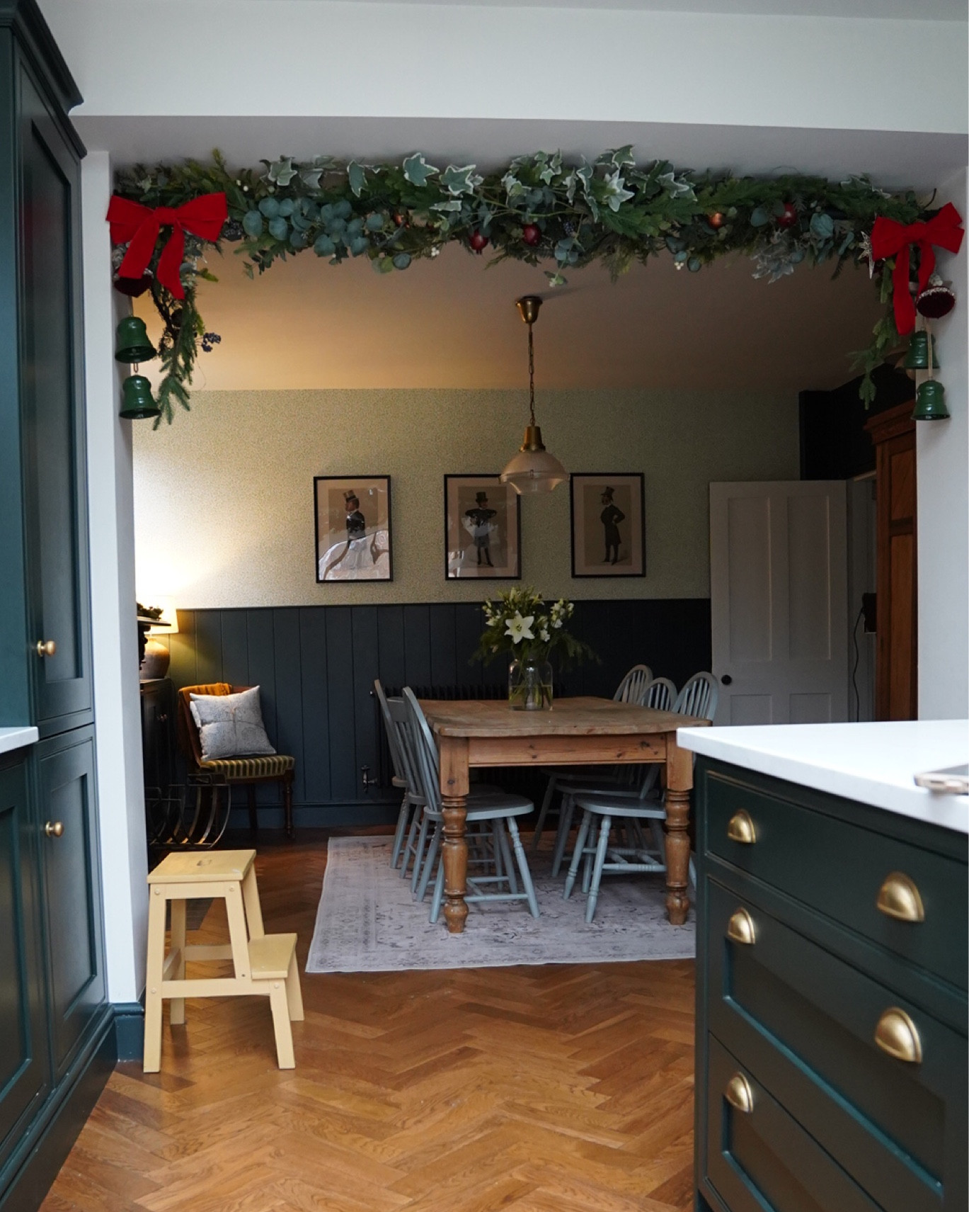 A festive tension rod garland could be a good Christmas tree alternative 🎄 

I used an Amazon tension rod and garlands from previous years with wire lights. 

Christmas home decor 





#LTKeurope #LTKSeasonal #LTKhome