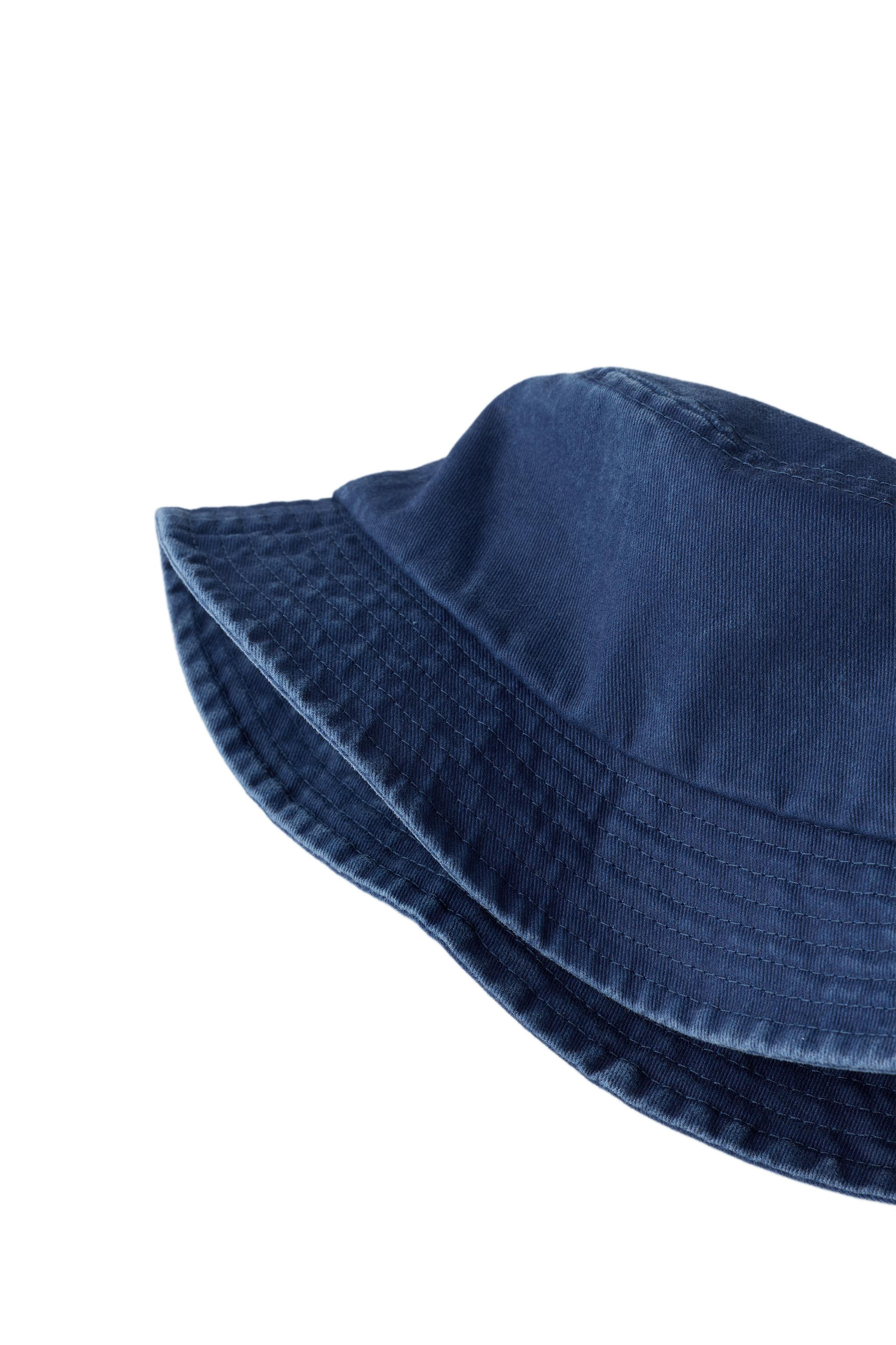 CONTRAST STITCH BUCKET HAT | Zara UK