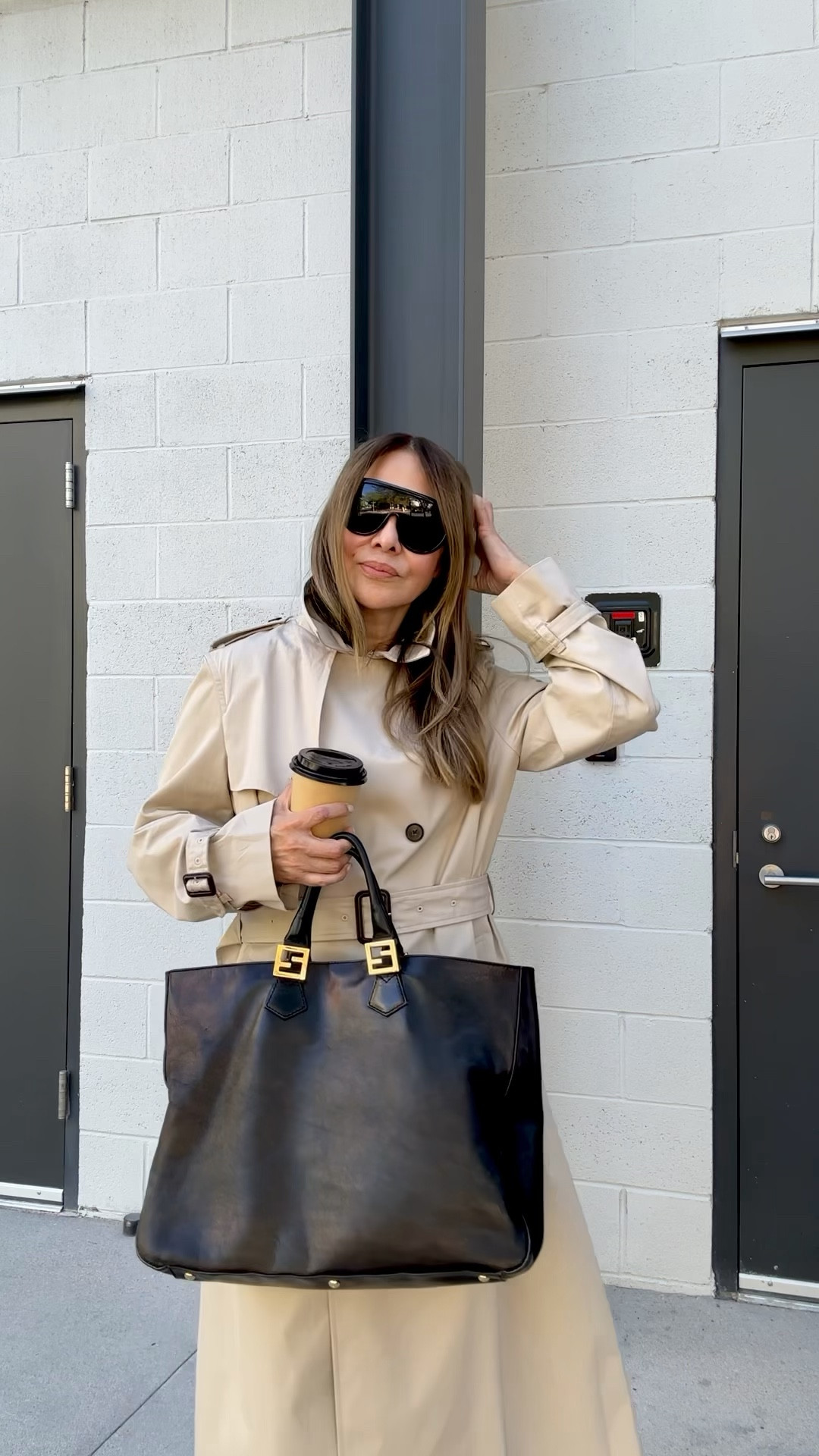 City Girl 
Trench coat edition 