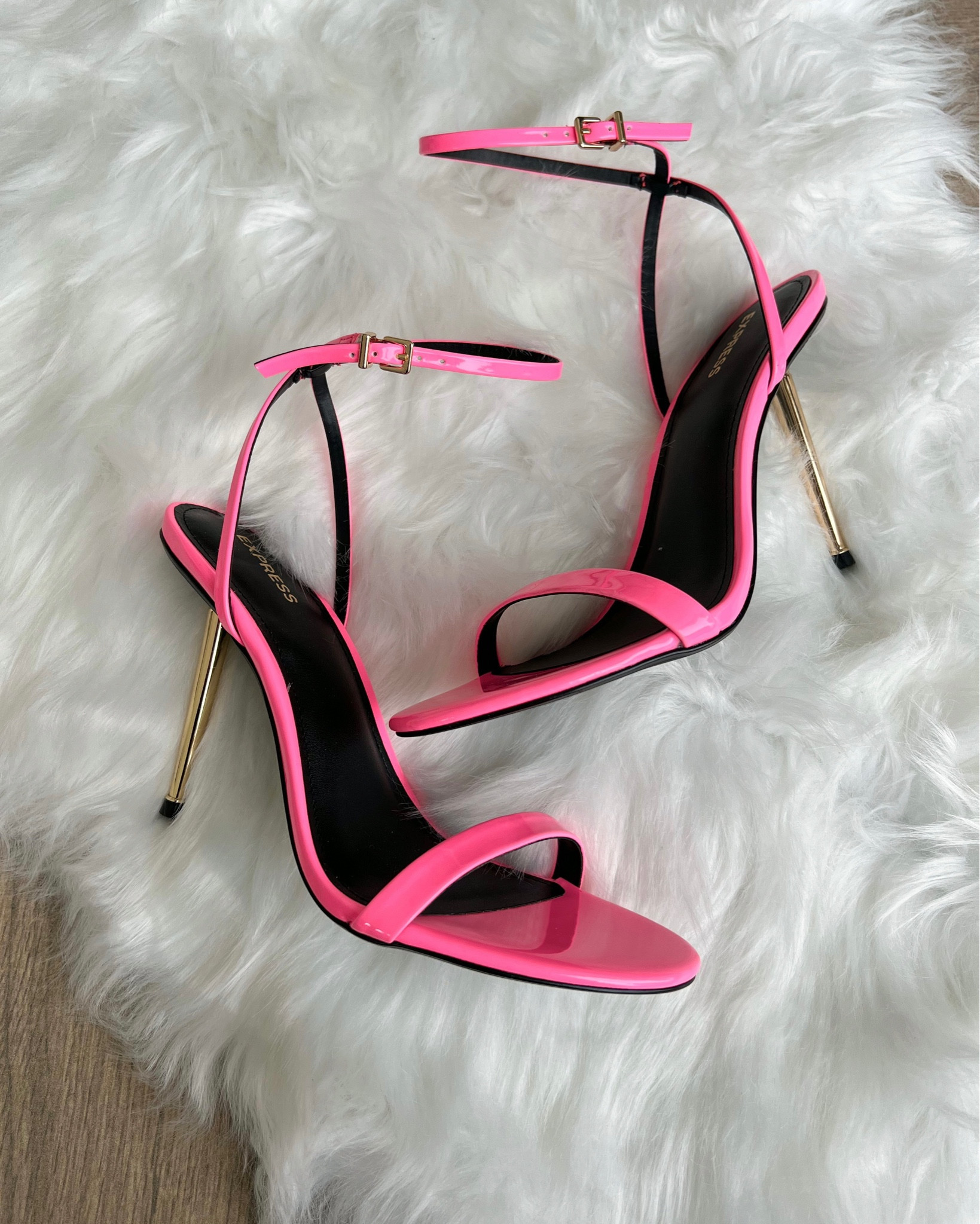 Love the color of these...Sz up 1/2 sz for comfort
30% off for insiders (free to join)

#LTKstyletip #LTKshoecrush #LTKsalealert