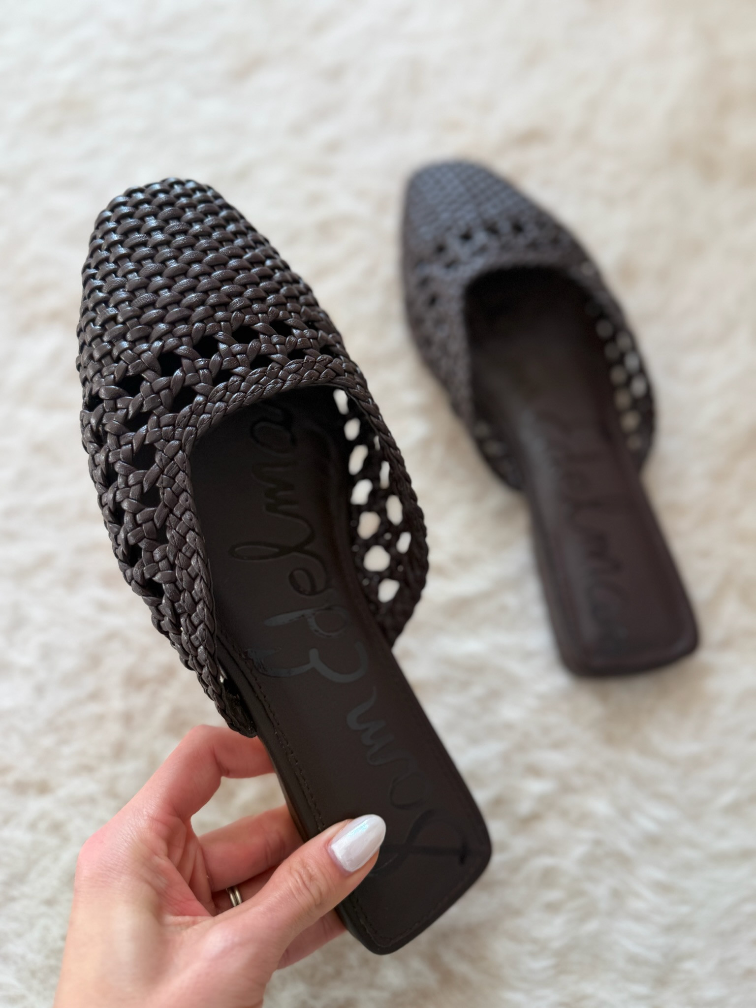 Mom approved flats workwear finds everyday women's fashion  Annbrstyle 

#LTKdayinmylife #LTKWorkwear #LTKootd