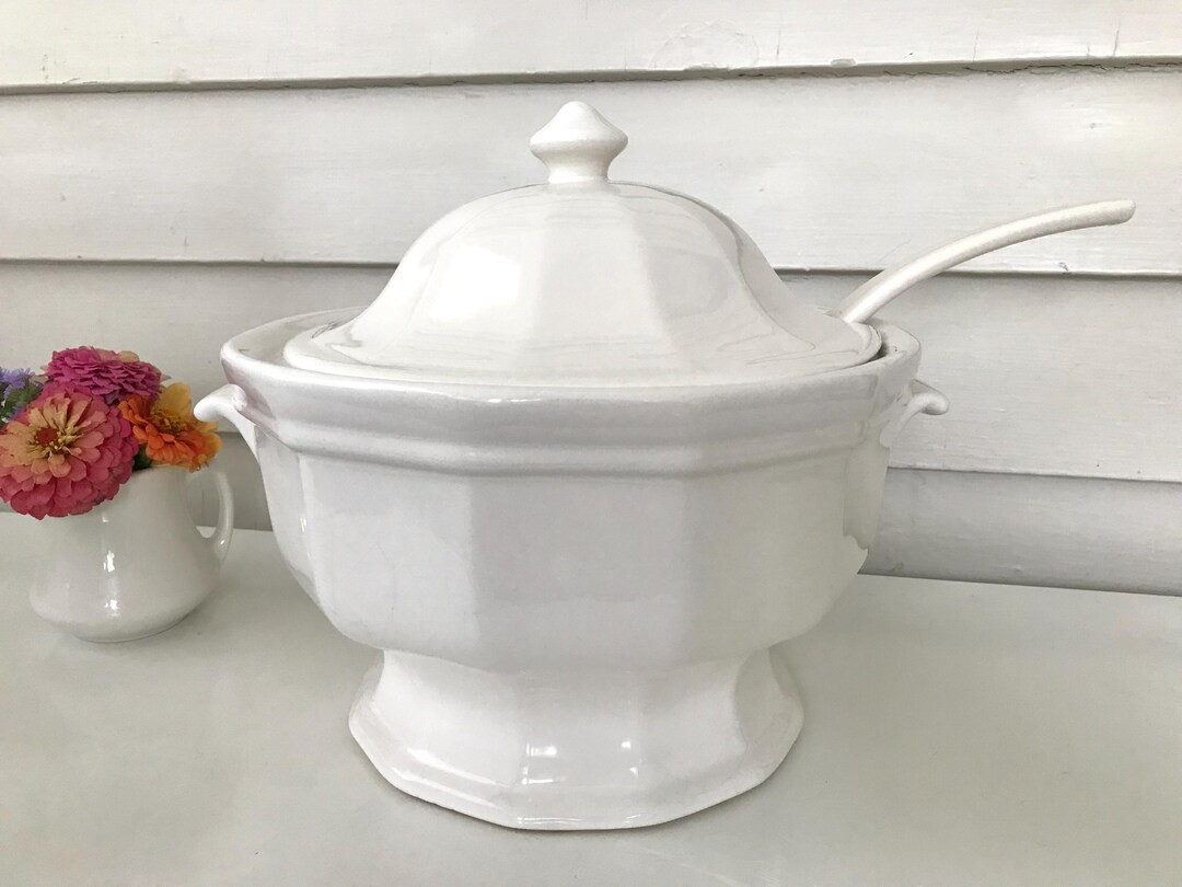 Vintage Pfaltzgraff Soup Tureen, Heritage White, Holds 12 Cups, Serving Dish Soup Bowl With Ladle... | Etsy (US)