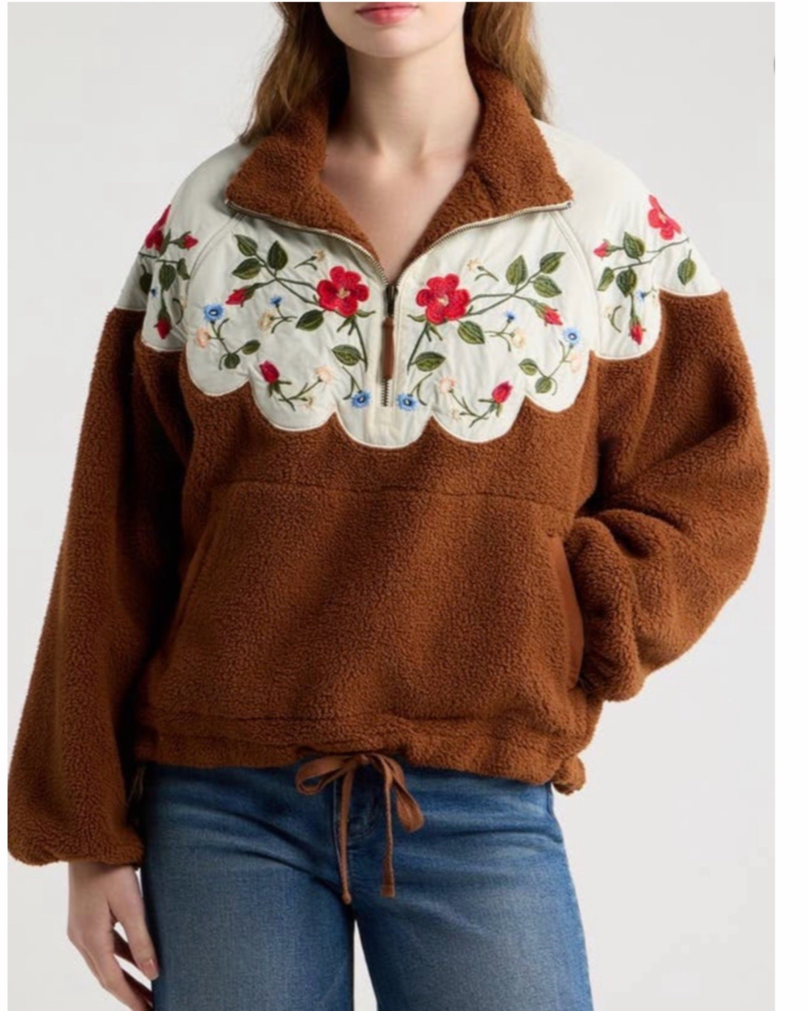 Love the wild flower scalloped details of this fleece. Will you keep you cozy and warm this season. s