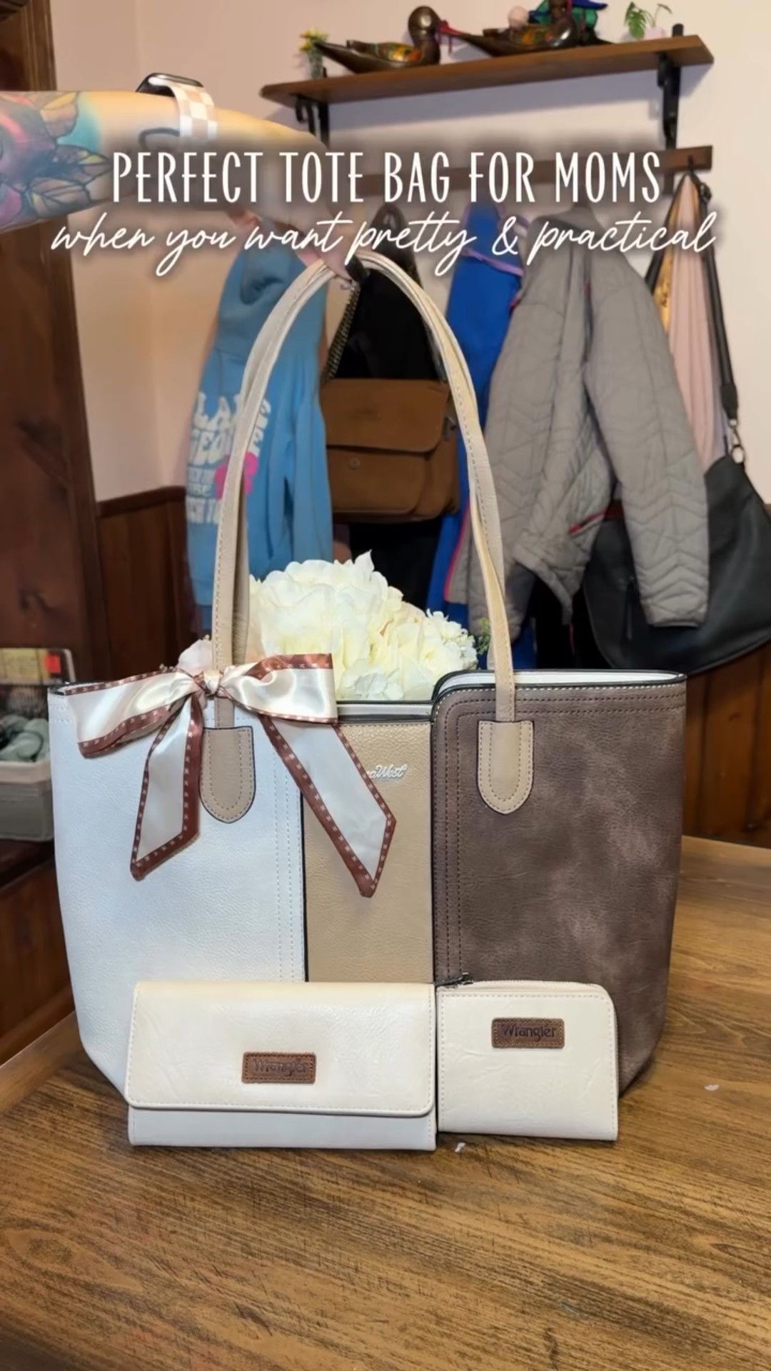 Hey men! Listen up, your wife, girlfriend, fiance needs a new bag 😝 the perfect bag to carry all the things bc you know we need to carry a ton of stuff. 🙃 it is linked in my stories, LTK or comment for the link. 

#totebag #mombag #montanawest #christmasgift