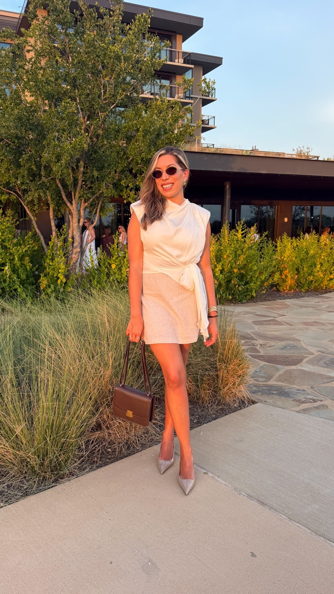 All the neutral vibes for @Quince LTK welcome party. ✨🤎

#LTKCon #LTKootd