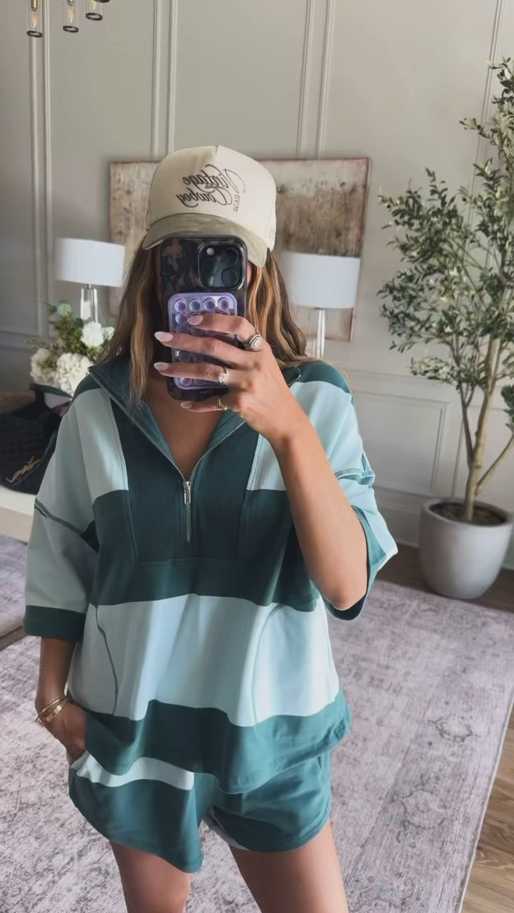 the easiest mom ootd! wearing a small 🫶🏼