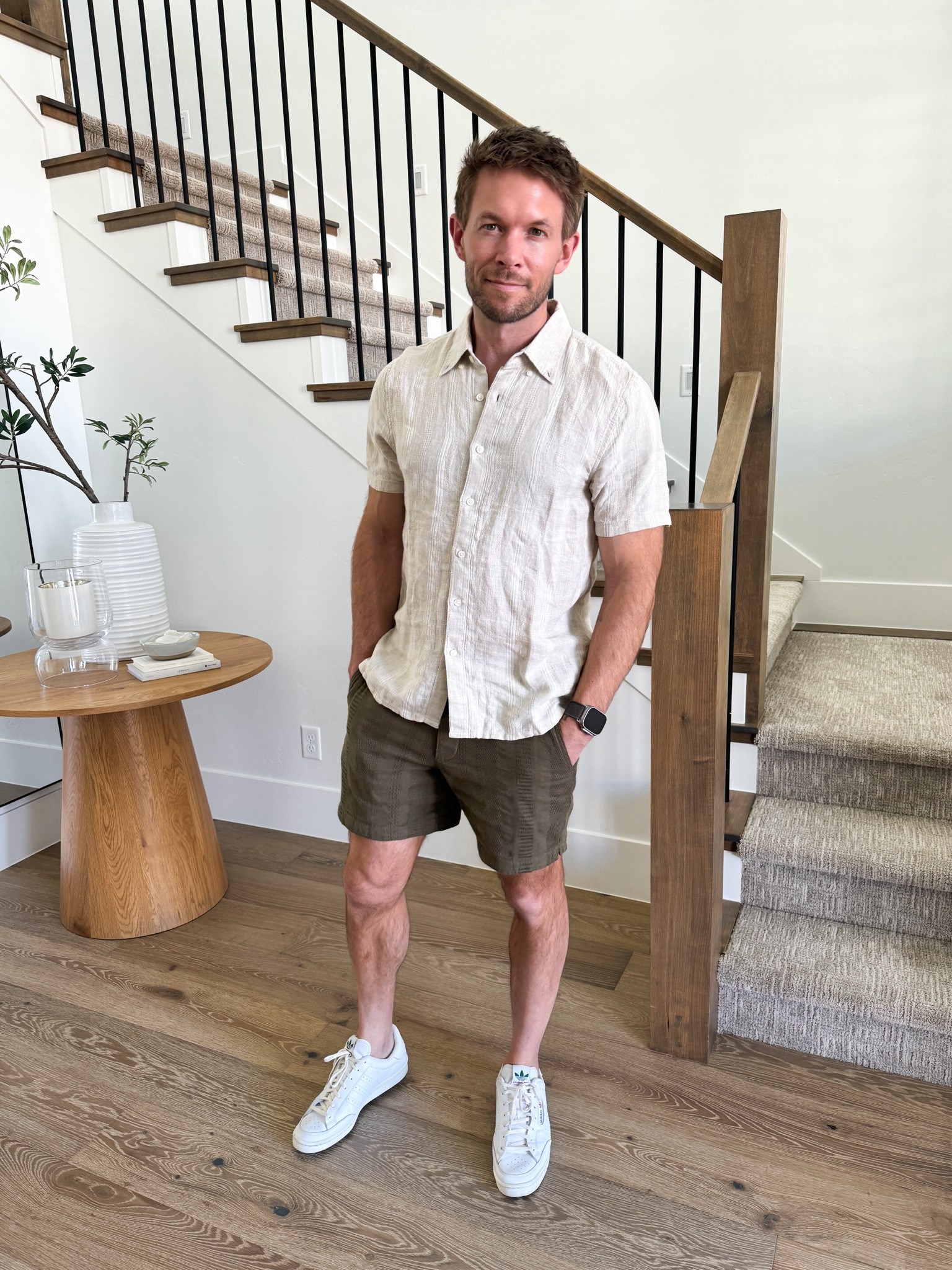 Spring is officially here and it’s Abercrombie on repeat. For size reference I’m wearing a medium in both top and bottom. 

Mens outfits
Mens outfit 
Mens fashion
Men fashion 
Men’s shoes 
Mens sneakers 

#LTKover40 #LTKmens