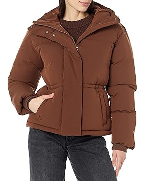 Amazon Essentials Women's Short Waisted Puffer Jacket (Available in Plus Size) | Amazon (US)