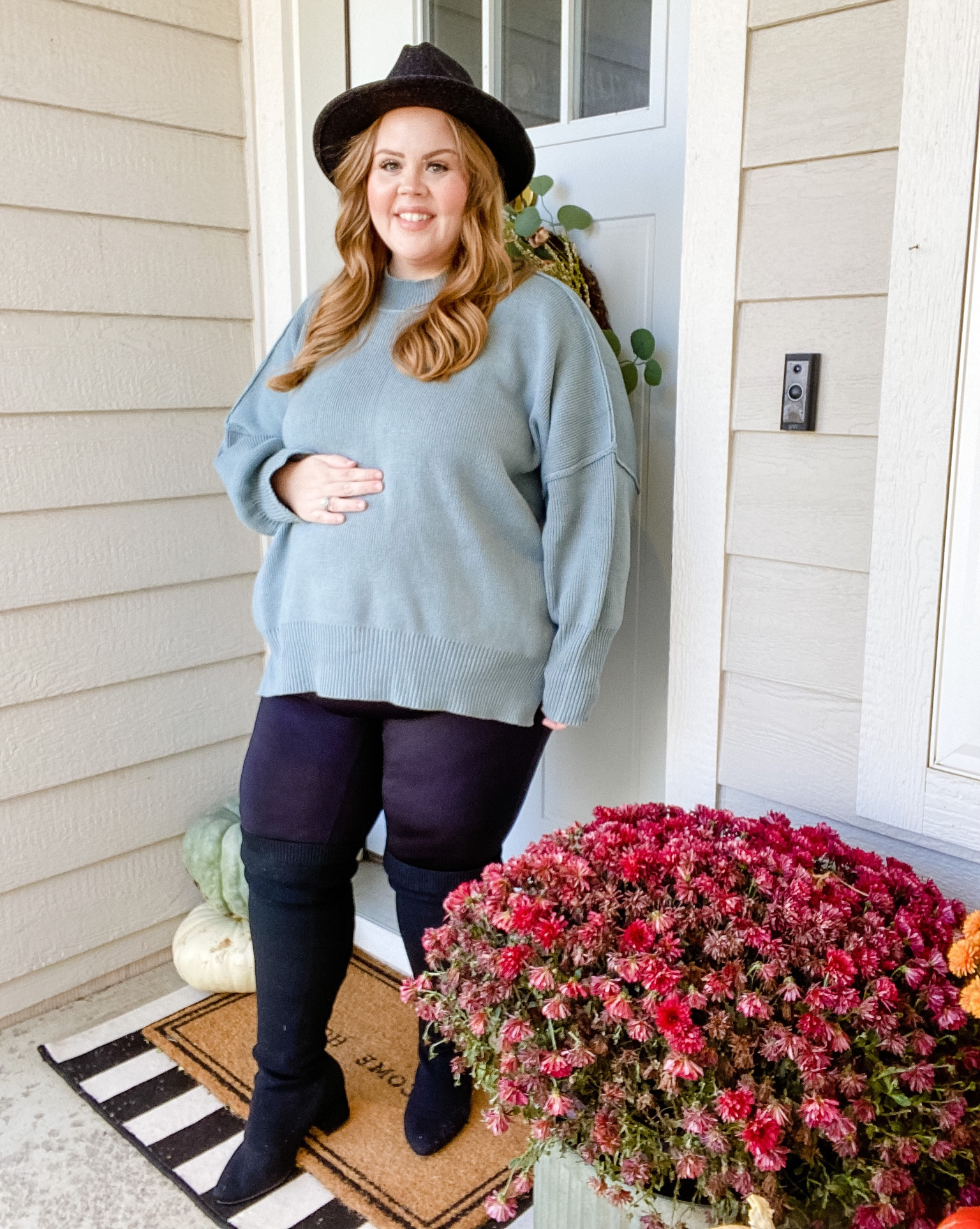 Fall date night maternity outfit! 

Plus size, LTK curves, plus size pregnancy, curvy momma, curvy fashion, comfortable style, faux leather leggings, Amazon hat

#LTKcurves #LTKbump #LTKSeasonal