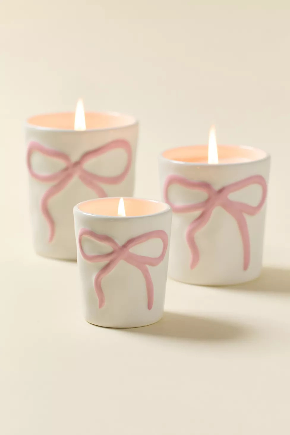 Bow Scented Candle | Urban Outfitters (US and RoW)