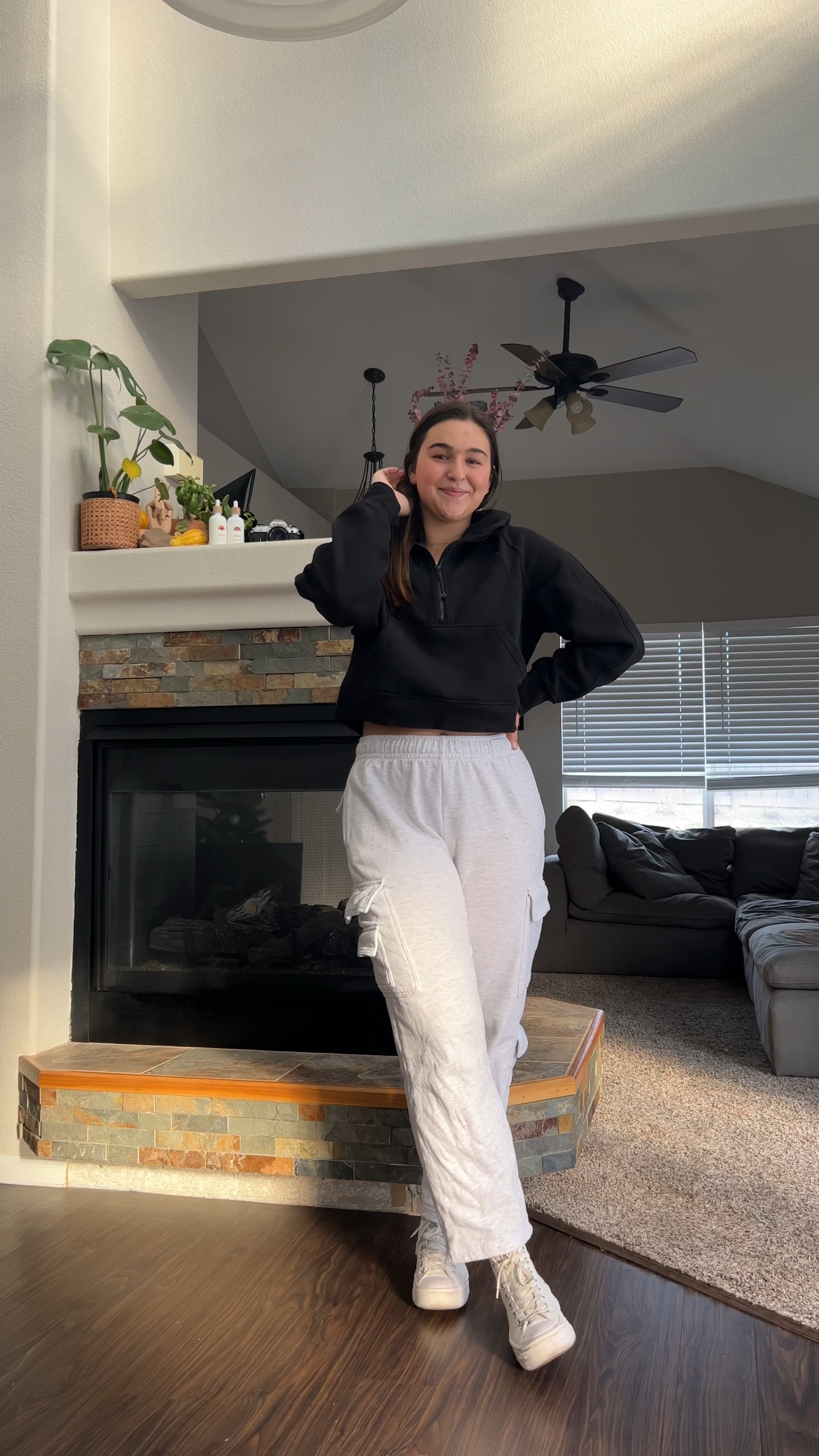 comfy cozy ft. miss winn 🥰🫶🏼

#LTKsalealert #LTKHoliday #LTKSeasonal
