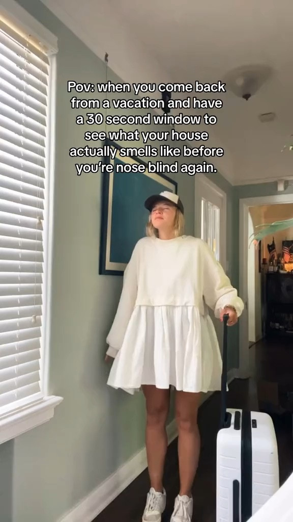 BEST DRESS. Perfect for travel. I got a small. True to size 

#LTKWorkwear #LTKFindsUnder100 #LTKSummerSales