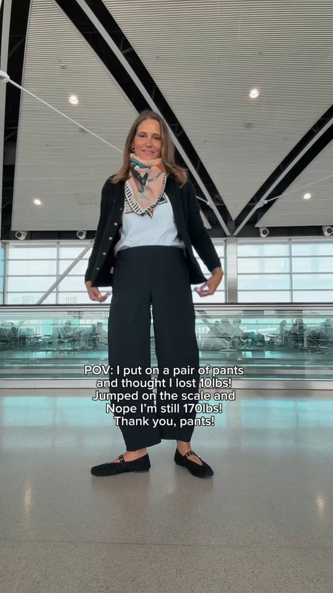 Viral pants on fire!!
They do run a little big.
Linking a look for less too with 
5⭐️⭐️⭐️⭐️⭐️

