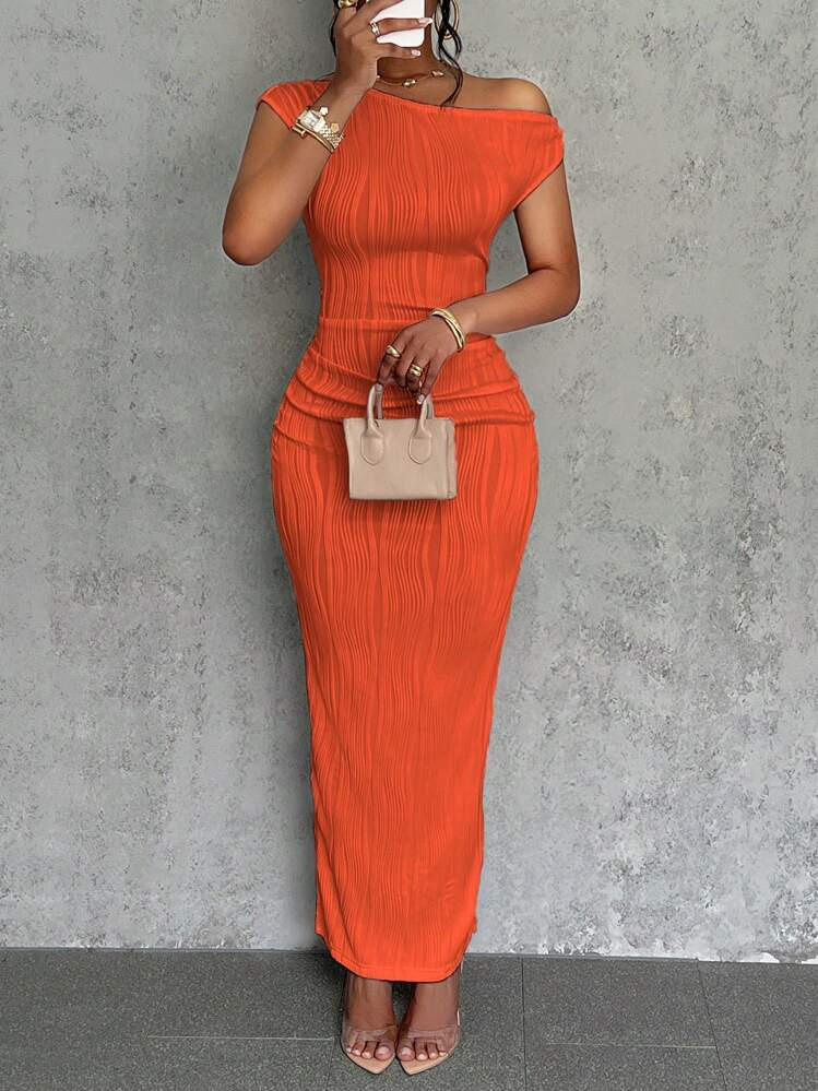 Slaydiva Summer New Elegant Party Daily Date Oblique Shoulder One-Shoulder Off-Shoulder Front Pleated Slim Long Skirt Wavy Texture Knitted Fabric White Women's Dress | SHEIN