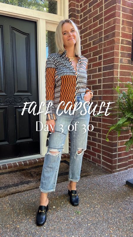 🍂FALL CAPSULE STYLED LOOKS

Day 3!  We love a good high low look.  Pair your blouse and some dressier shoes with your boyfriend / distressed jeans for a really fun unexpected look for fall!

#LTKshoecrush #LTKunder100 #LTKSeasonal