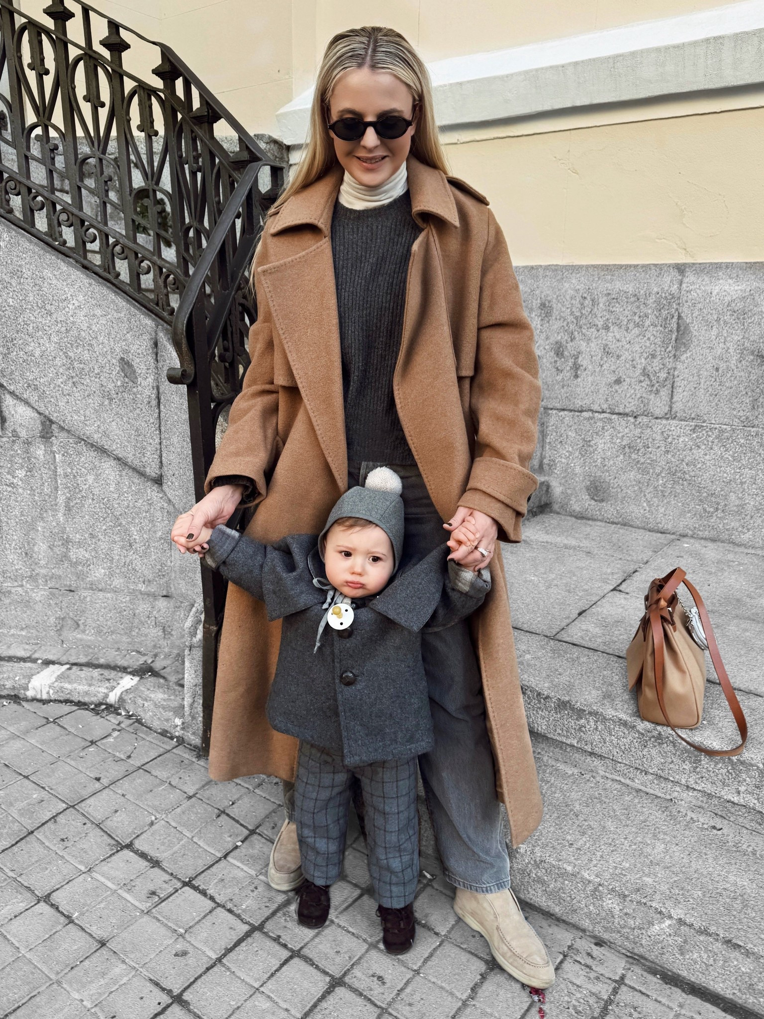 Mi pequeño Sherlock (parte II). Tengo una pequeña obsesión con este abrigo y ya vamos por el segundo color para Galo y no os quepa duda que iremos por un tercero. 

————————————————

My tiny Sherlock (part II). I have a little obsession with this coat! We are on our second color for Galo and make no mistake we will be back for a third one! 

.
.
.
.


#LTKeurope #LTKkids #LTKbaby