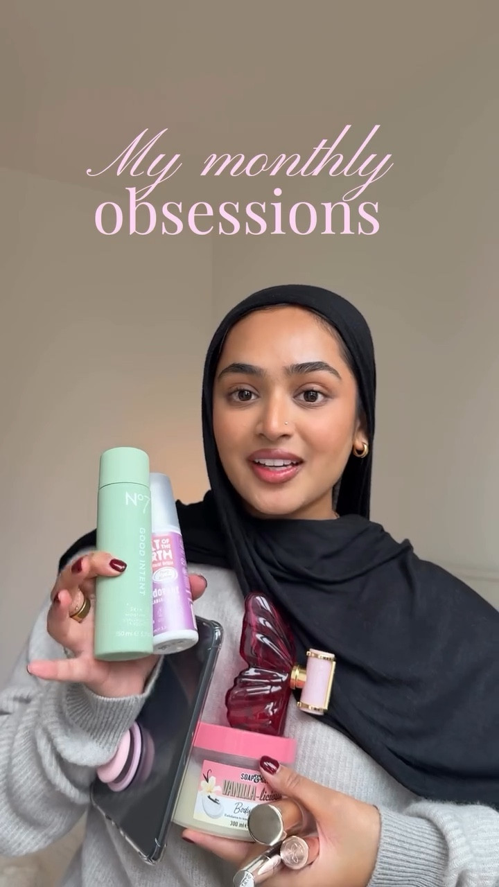 These items CARRIED me through the month, I love them all (and I know you will too) 

I’ve linked them all in my LTK for you:
@carolinaherrera La Bomba Perfume from @lookfantastic 
@no7uk Good Intent Skin Sip Milk Toner from @bootsuk 
@saltoftheearthdeodorant natural deodorant from @hollandandbarrett 
@soapandglory vanilla body wash and body scrub from @bootsuk 
@anastasiabeverlyhills matte lipstick in ‘mauve cloud’ 
@sacheubeauty lipstain in ‘hey-zel’ 
@maccosmeticsuki liquid highlighter in ‘bubble over’ 
@amazonkindle 

#monthlywrapup #monthlyfavourites #musthaveitems #beautymusthaves #makeupmusthaves #wellnessliving #wellnessproducts #selfcaretips #selfcare #thatgirl #selfcareroutine #kindleera #kindle #fragrancelover