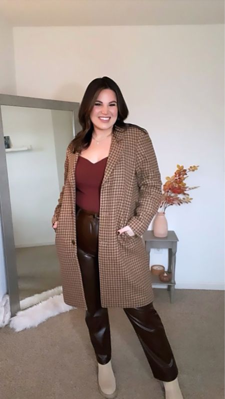 Midsize Thanksgiving Outfit
Bodysuit - size L *from last year, linked this years version
Pants - size 32R
Coat - size L
Boots - size 10

#midsize #thanksgiving #thanksgivingoutfit #abercrombie #abercrombiefall

#LTKHoliday #LTKcurves #LTKSeasonal