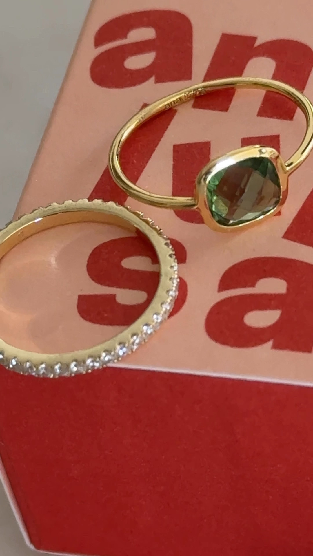 Be good to your mommy this Mother’s Day and gift her with some gorgeous bling 💍 