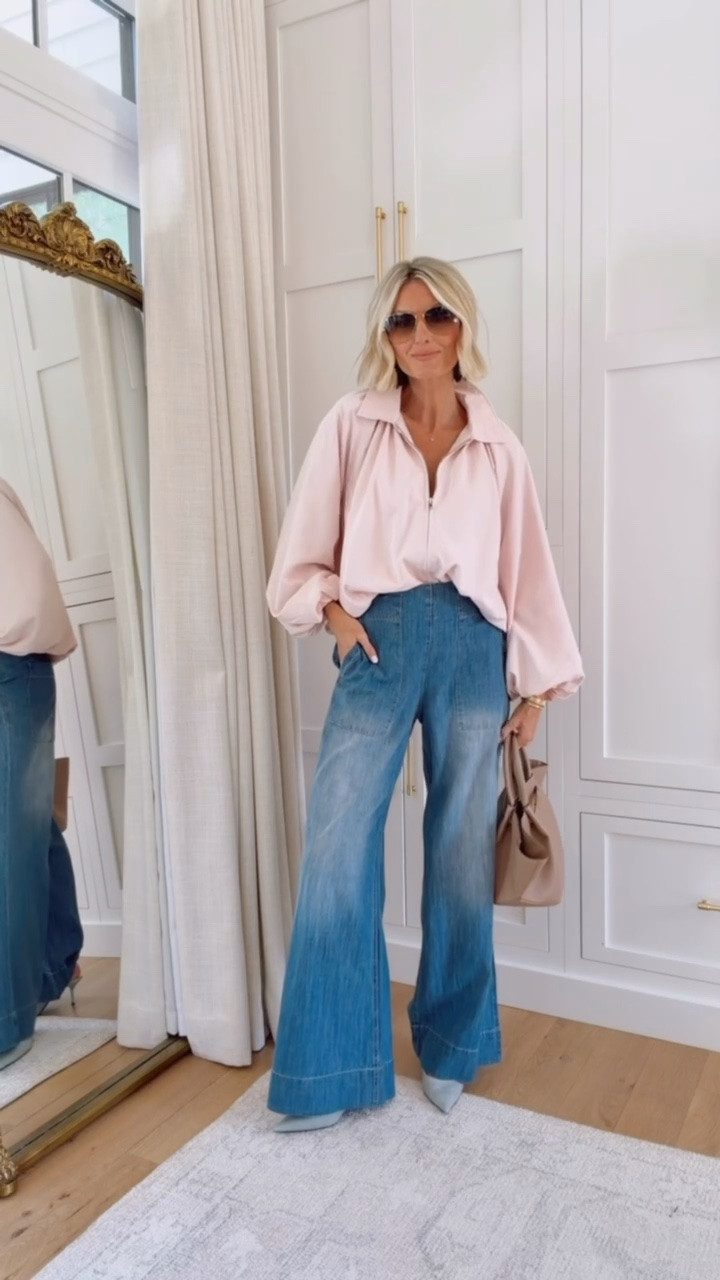 How chic is this look?! Would you believe me if I told you this jacket & these jeans are Amazon finds 👏🏼 Wearing S!

Loverly Grey, Amazon, chic, fall outfit, pre fall looks, bomber jacket, light layers