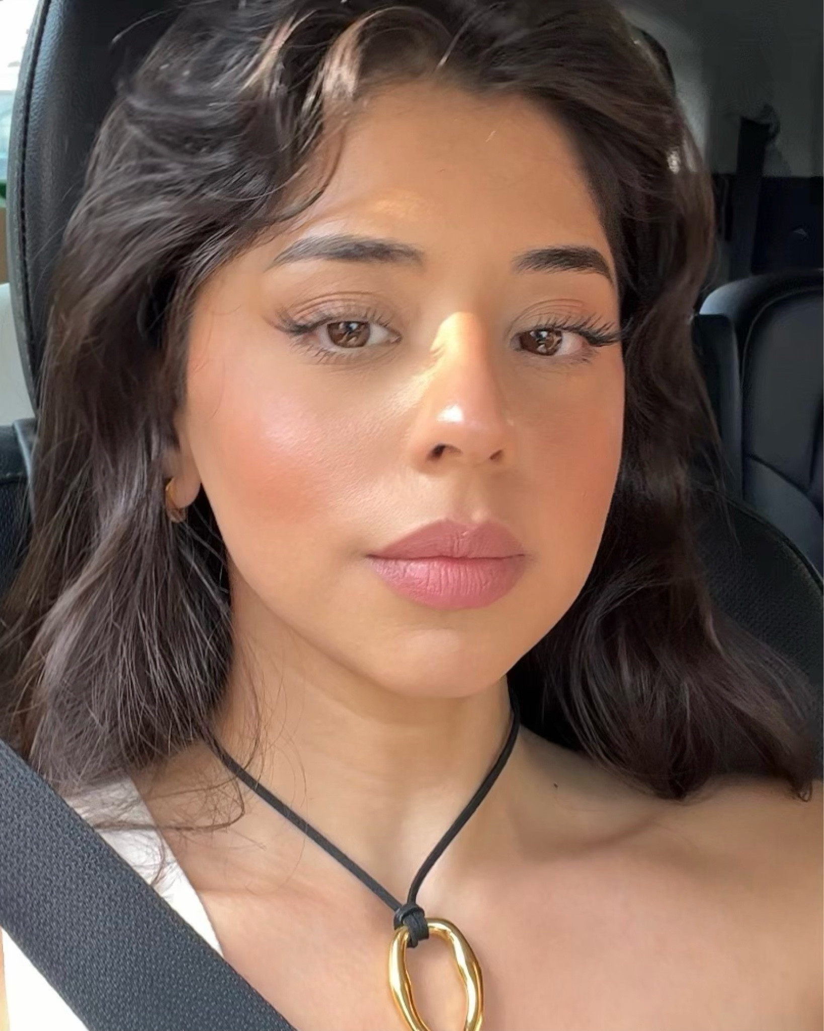 Glowy summer makeup 

#LTKbeauty