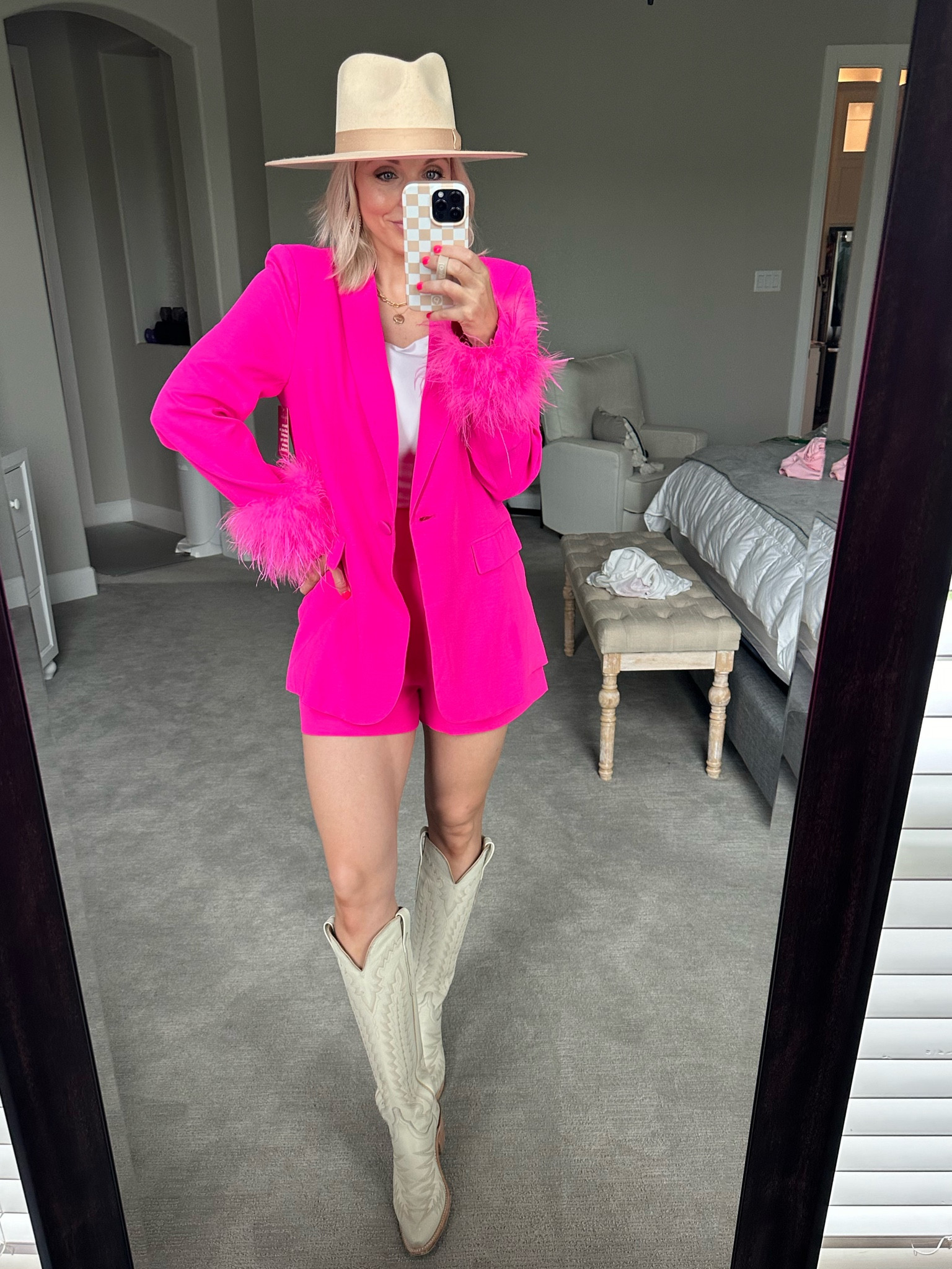 My whole look for the event today! My matching set is from buddylove. Wearing a medium but need a small now! The most perfect country concert outfit if you’re going for a little over the top 👌🏻 also just noticed my whole set is on major sale!!!! 

#LTKFestival #LTKstyletip