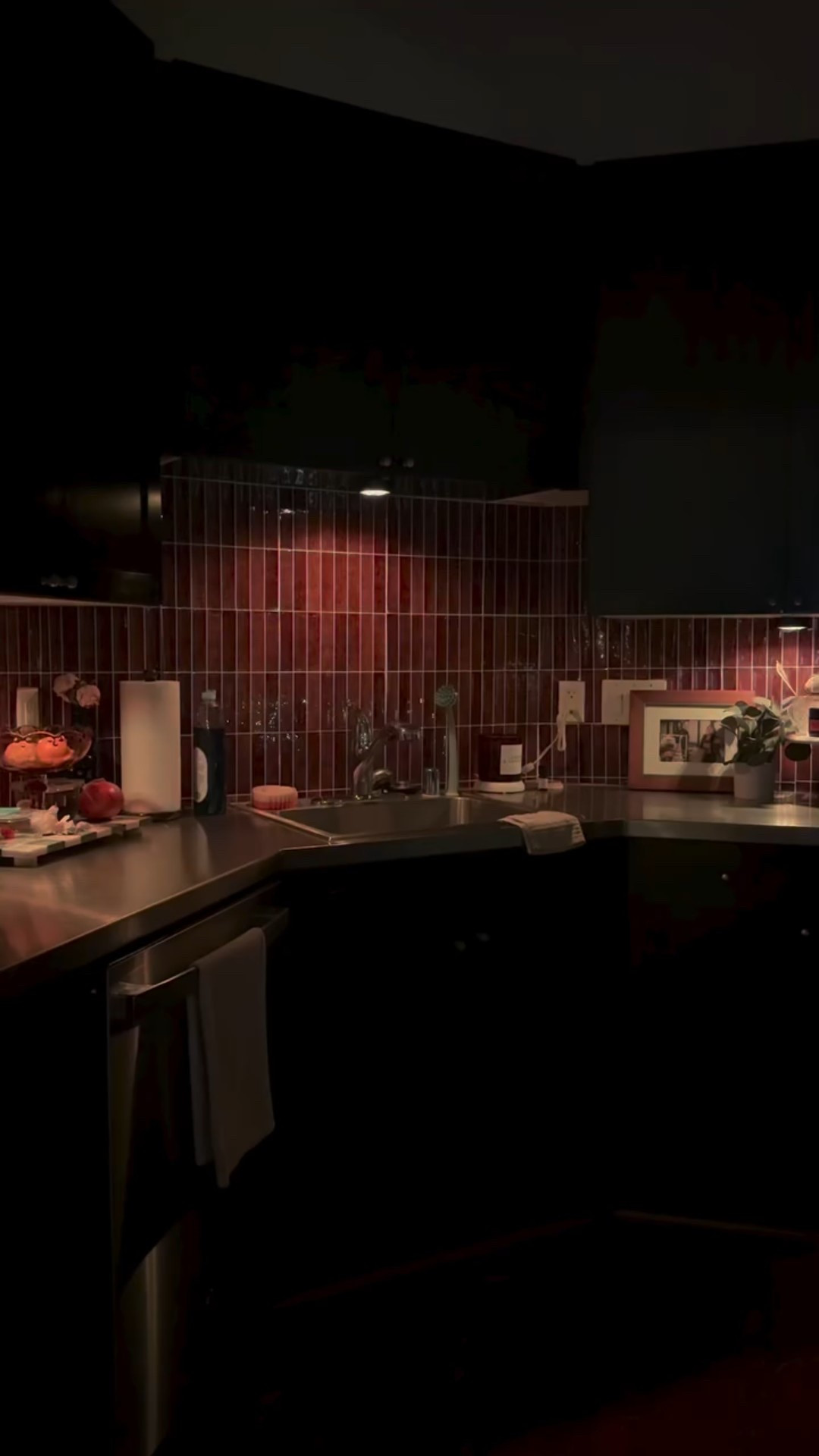 Remember that tile I put up when I first moved in? Yeah, she’s gone now 🫠 but I have a feeling y’all are gonna like the new backsplash so much more! Plus I go to work every day to make money to do the things I wanna do in my place. Stay tuned to see the new look! #kitchenmakeover #renterfriendlydecor