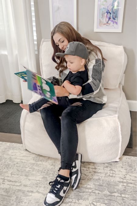 The perfect bean bag chair for the playroom! This style was just released but I tagged their collection!

playroom / bean bag / bean bag chair / playroom decor / kids chair



#LTKhome #LTKkids #LTKbaby