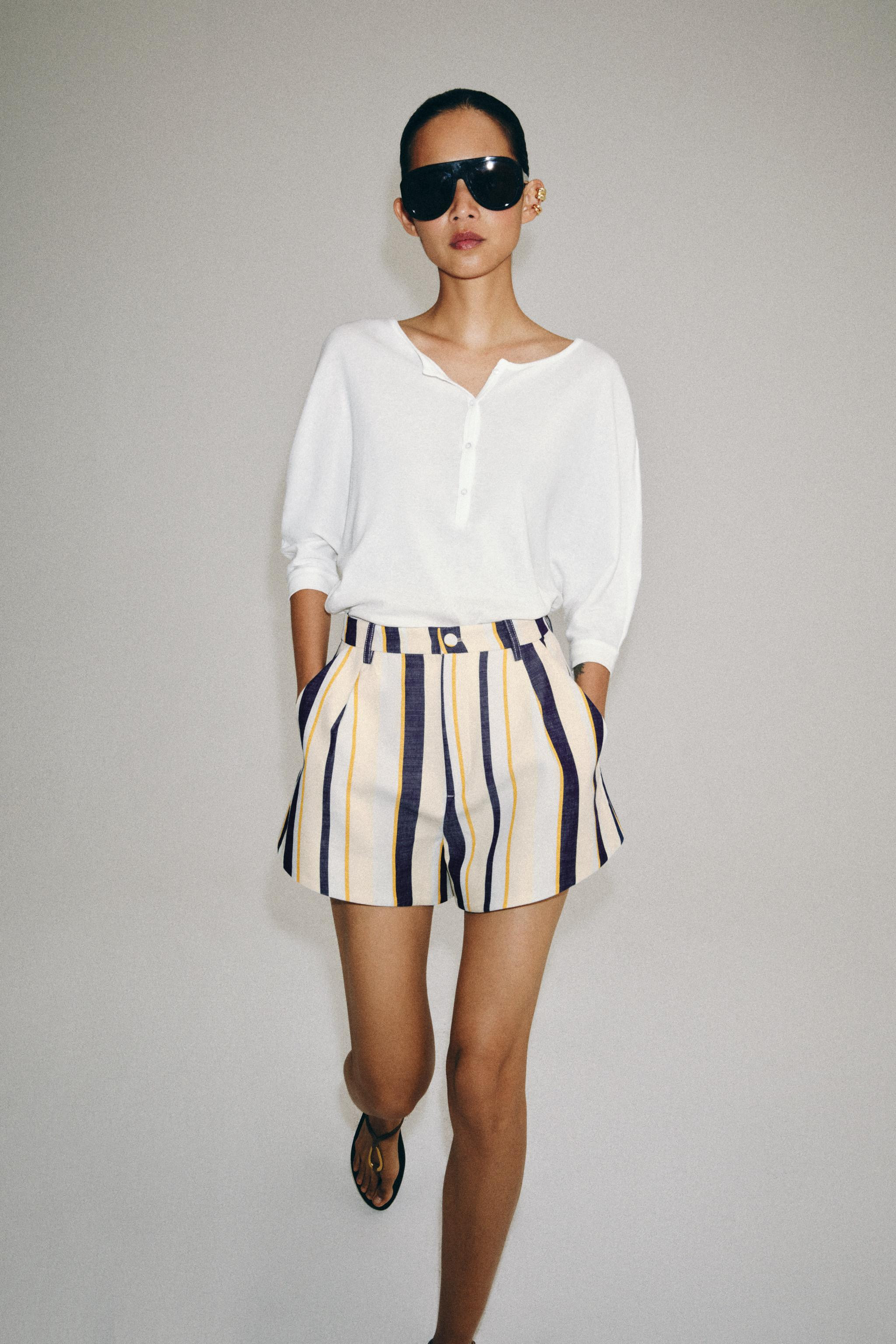 STRIPED PLEATED SHORTS ZW COLLECTION | Zara US