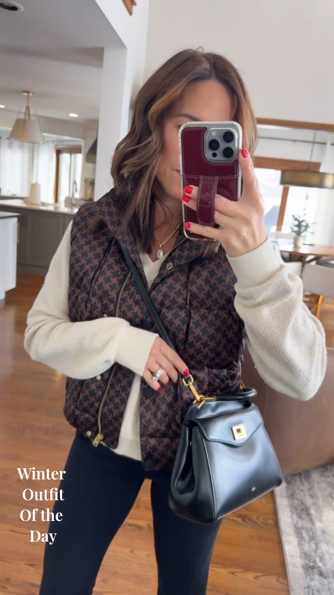 This herringbone vest 😍😍
Creating a chic Athleisure look today 
XS vest
S sweatshirt
XS leggings 

#LTKOver40 #LTKSeasonal